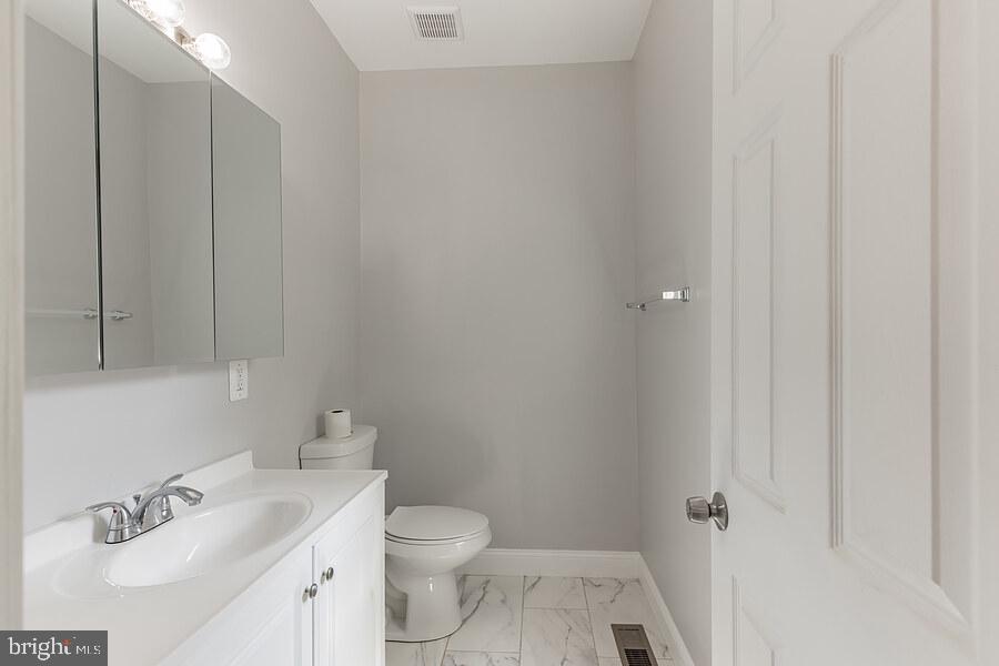 WAVERLY - Residential Income