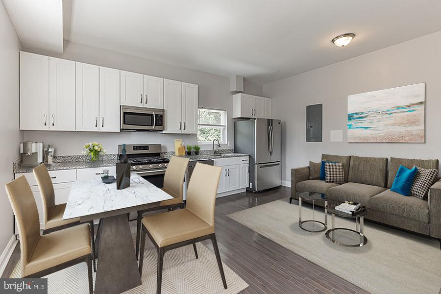 WAVERLY - Residential Income