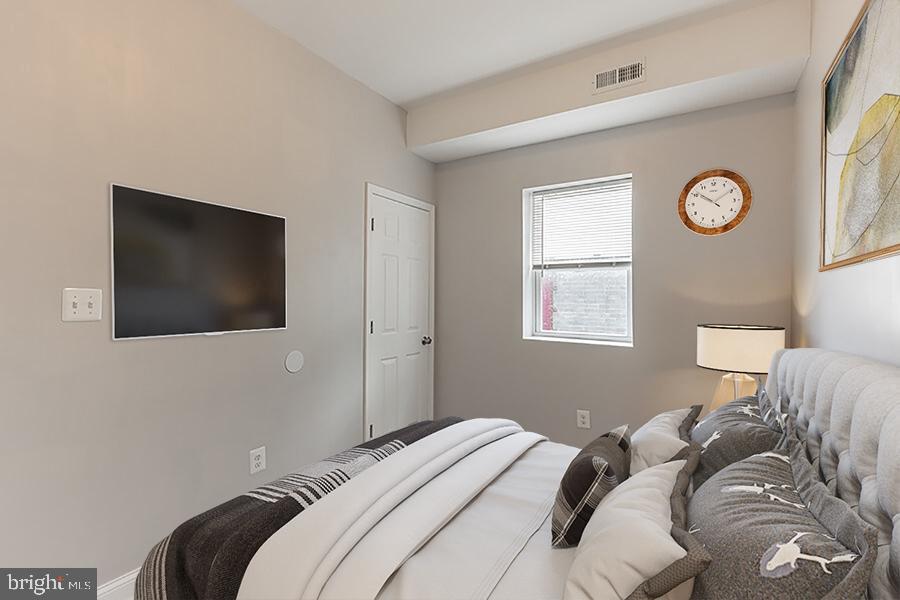 WAVERLY - Residential Income