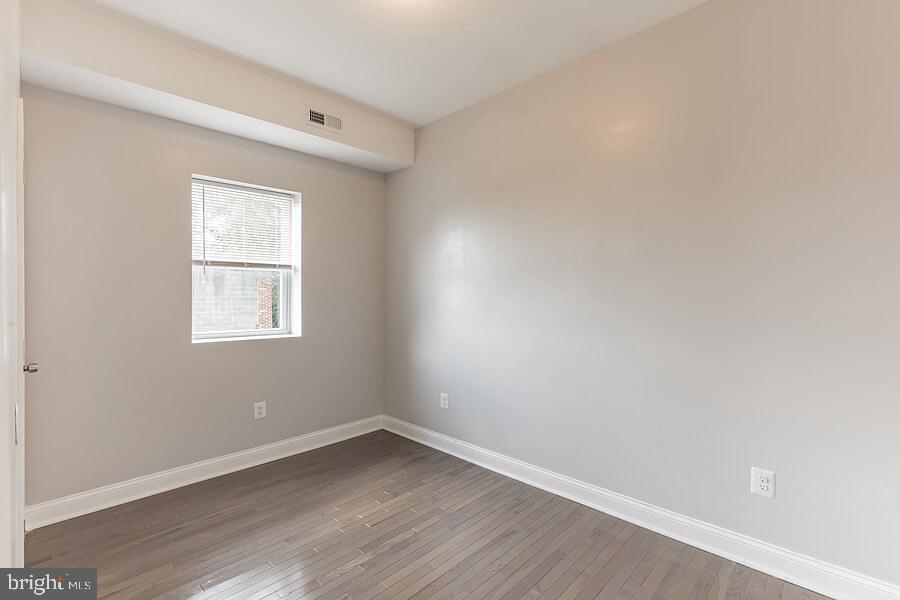 WAVERLY - Residential Income