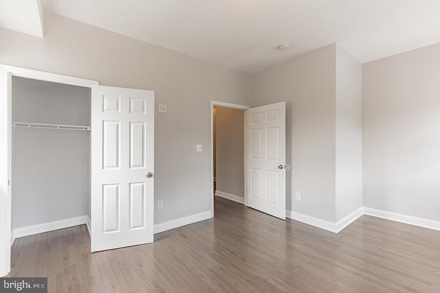 WAVERLY - Residential Income