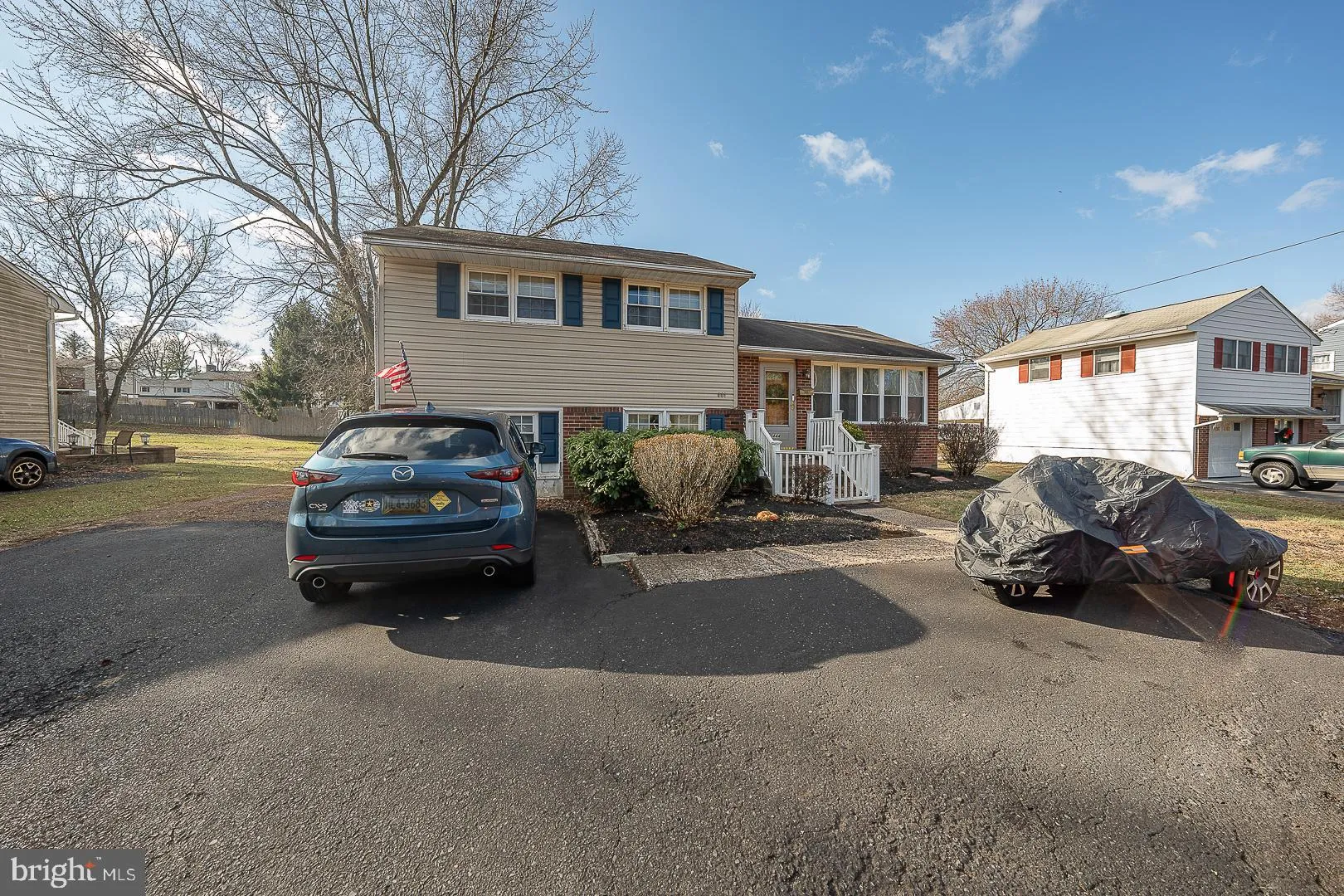 Telford, Pennsylvania 18969, United States, 4 Bedrooms Bedrooms, ,2 BathroomsBathrooms,Residential,Pending,22335