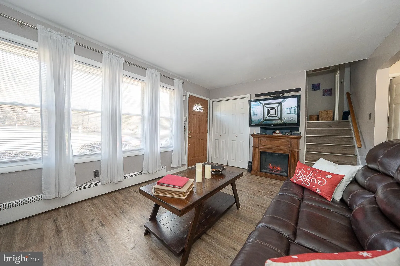 Telford, Pennsylvania 18969, United States, 4 Bedrooms Bedrooms, ,2 BathroomsBathrooms,Residential,Pending,22335