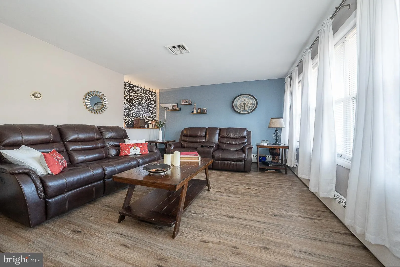 Telford, Pennsylvania 18969, United States, 4 Bedrooms Bedrooms, ,2 BathroomsBathrooms,Residential,Pending,22335