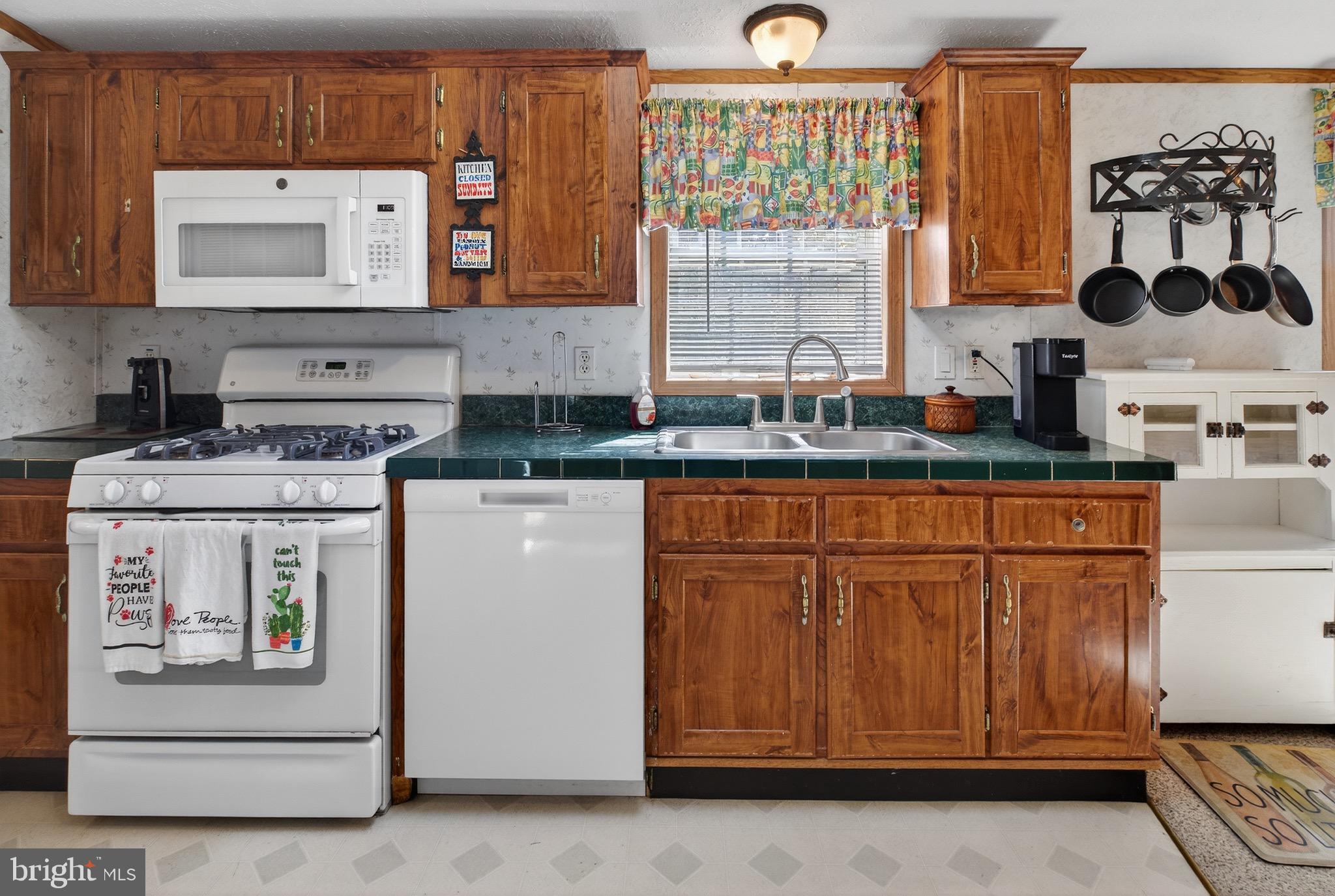 REHOBOTH BAY MHP - Residential