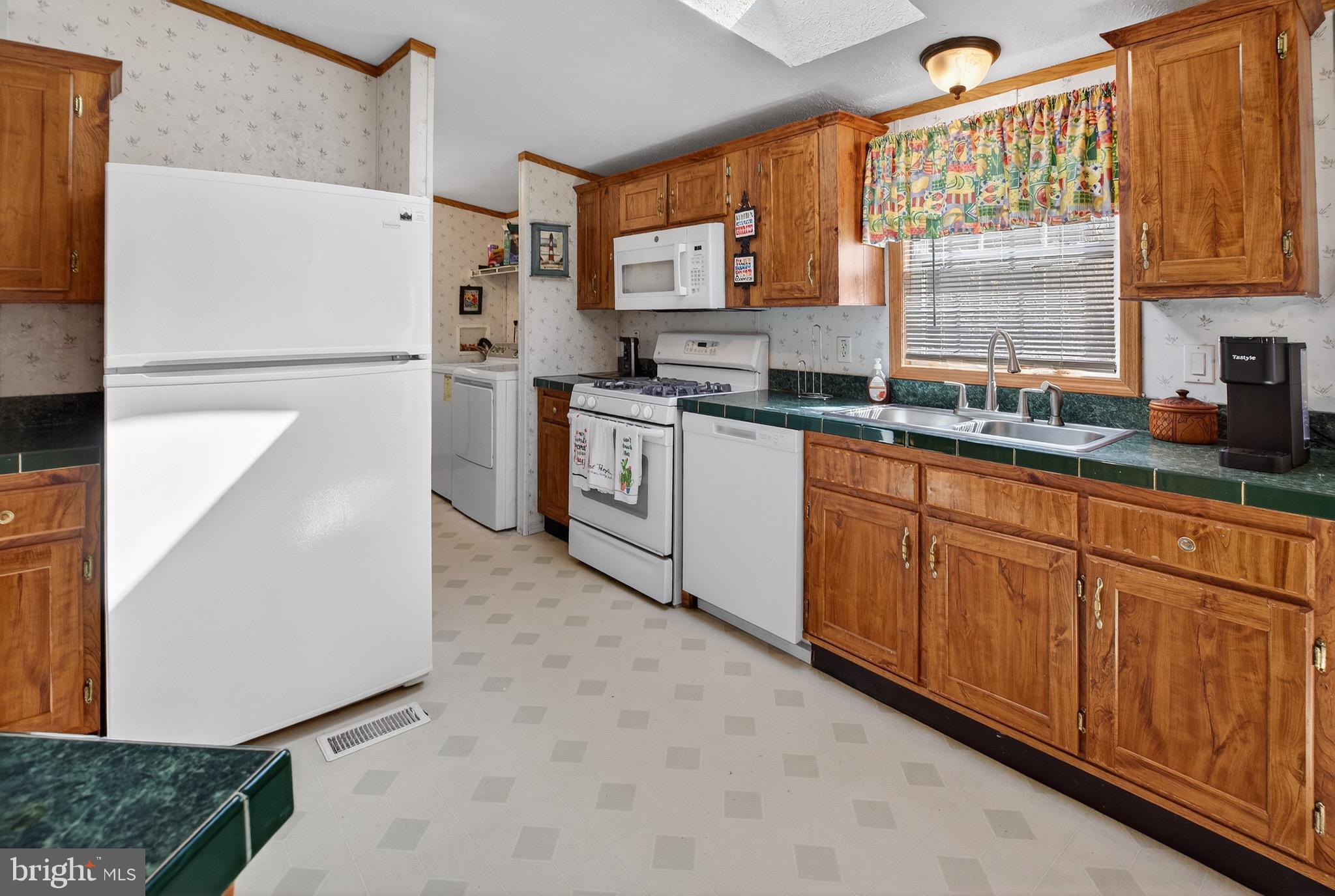 REHOBOTH BAY MHP - Residential