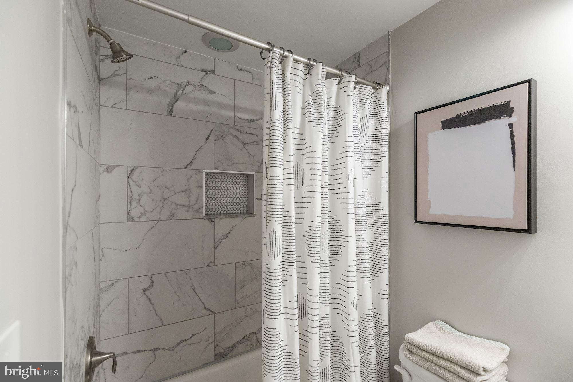 CANTON - Residential Lease