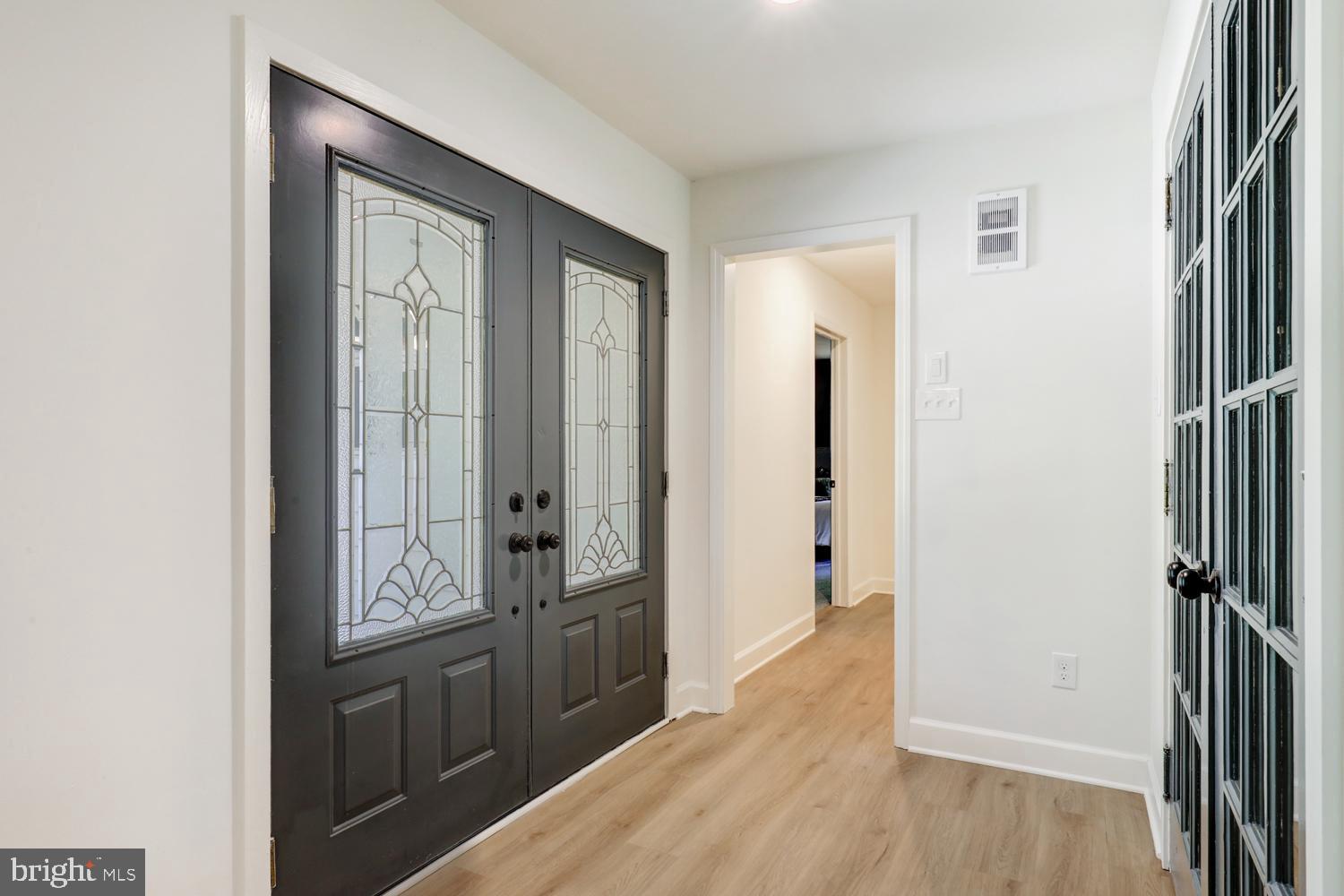 828 BROOKSIDE ROAD