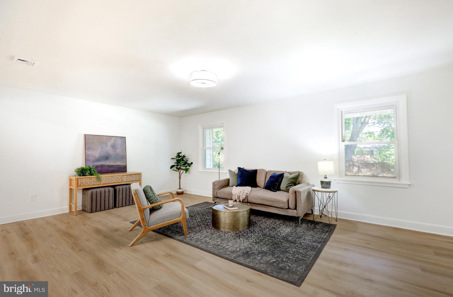 828 BROOKSIDE ROAD