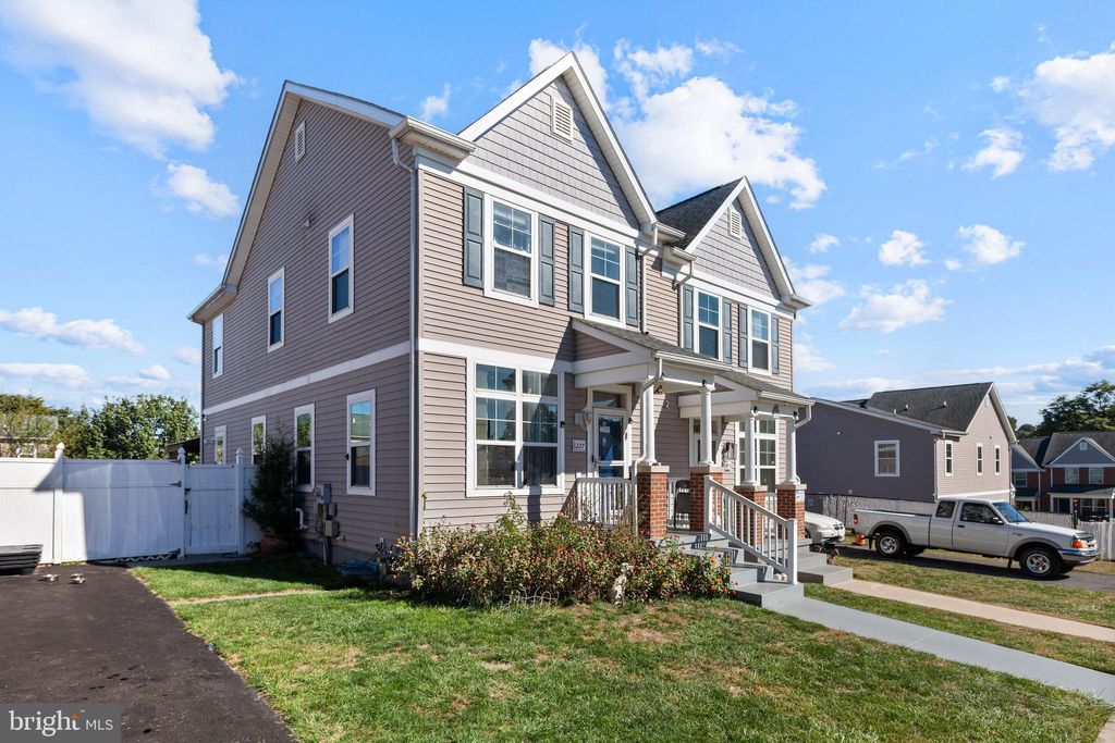 Photo of 227 E Court Street, ALLENTOWN, PA 18109 (MLS # PALH2013610)