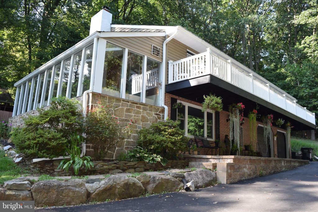 Photo of 205 GOODS RD, CONESTOGA, PA 17516 (MLS # PALA2024260)