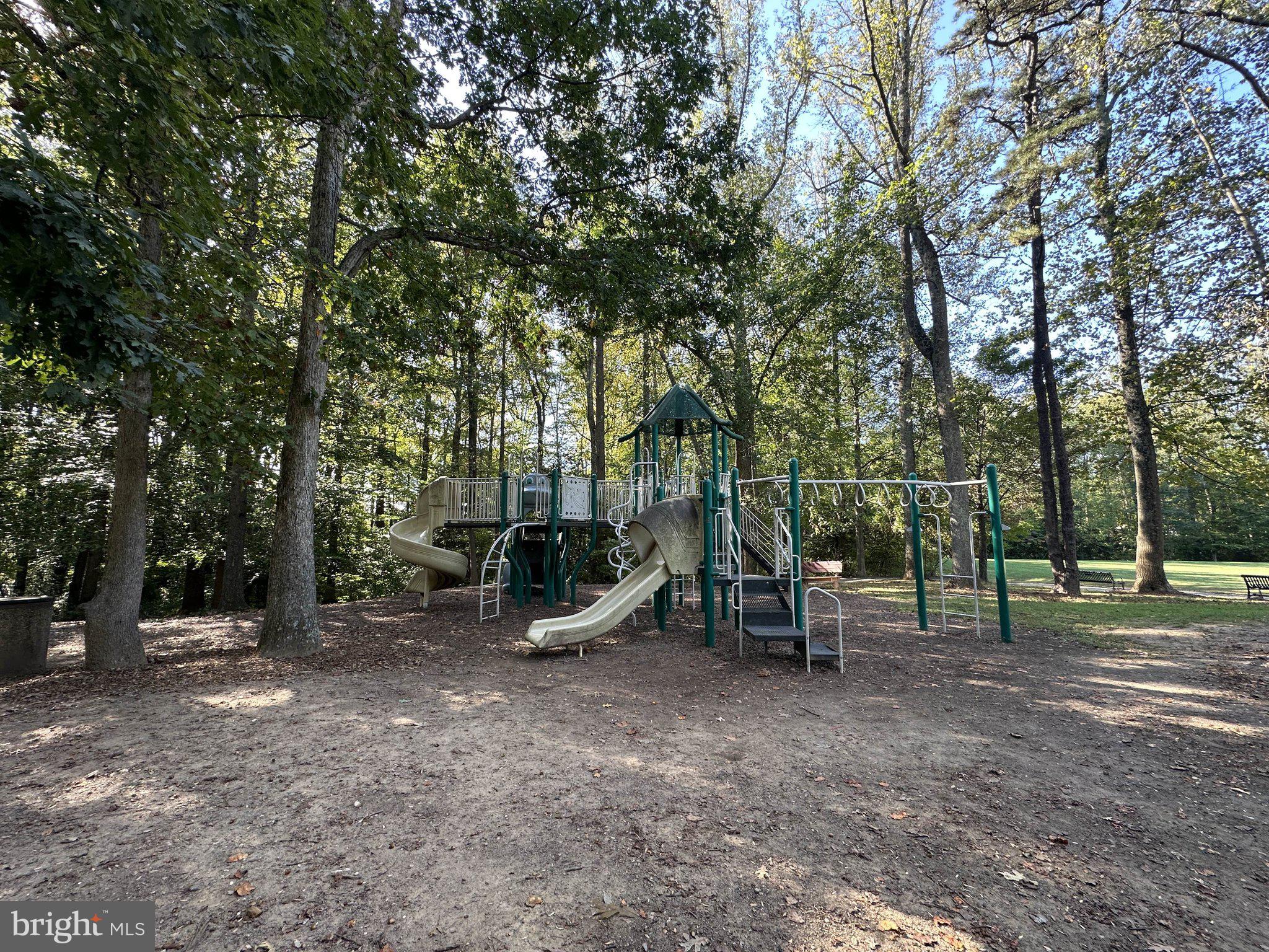 FAIRFAX WEST - Residential