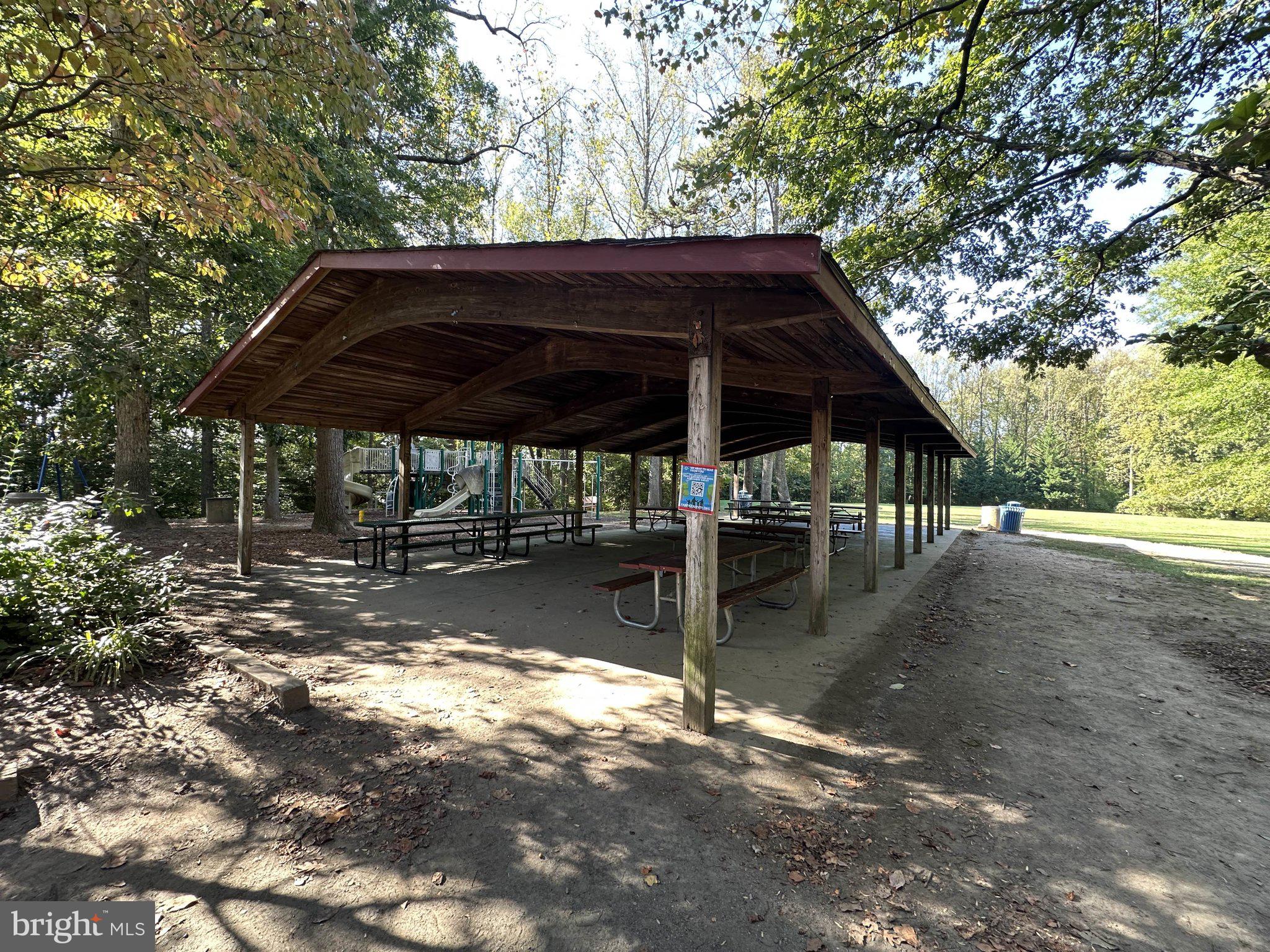 FAIRFAX WEST - Residential