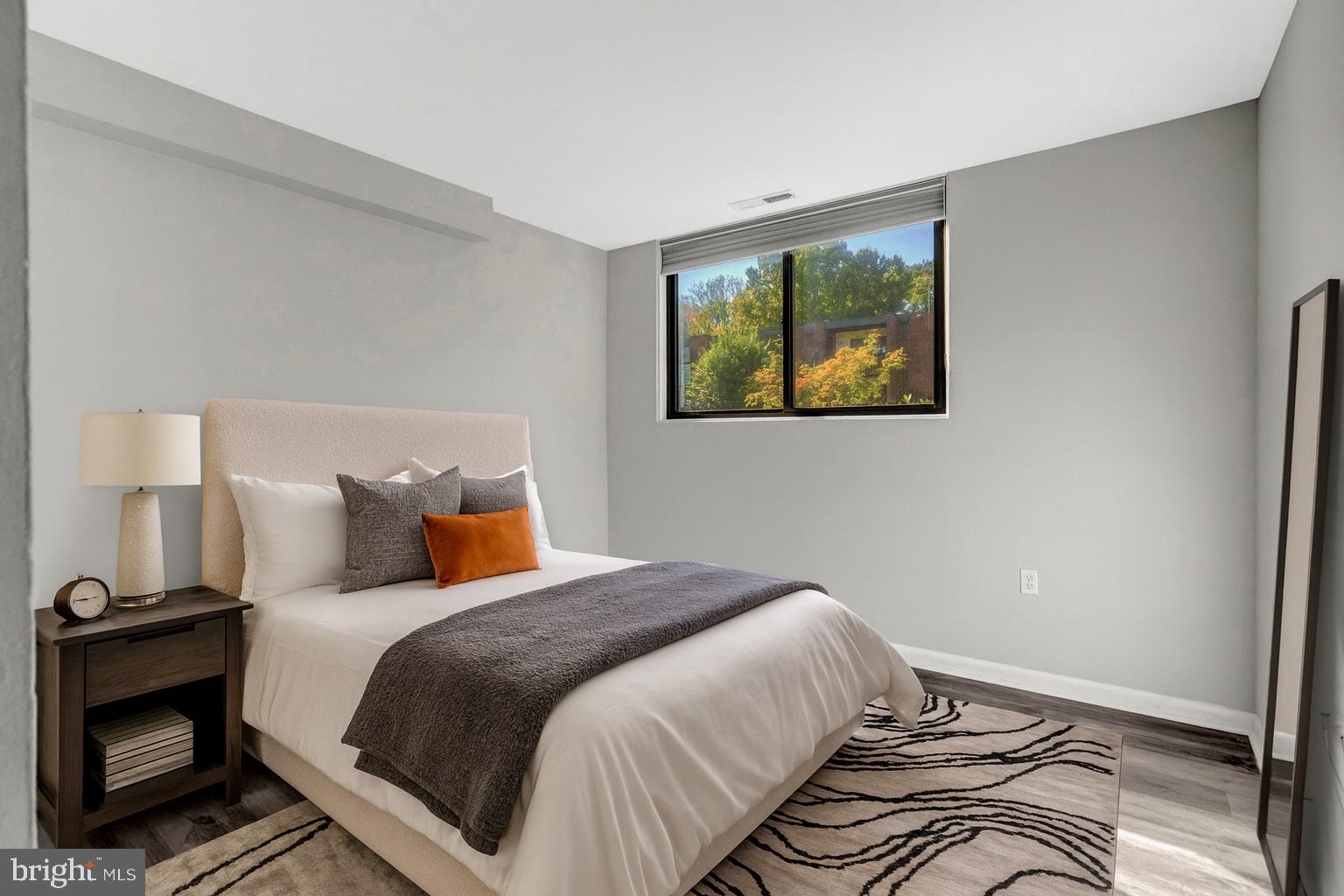 FAIRFAX WEST - Residential