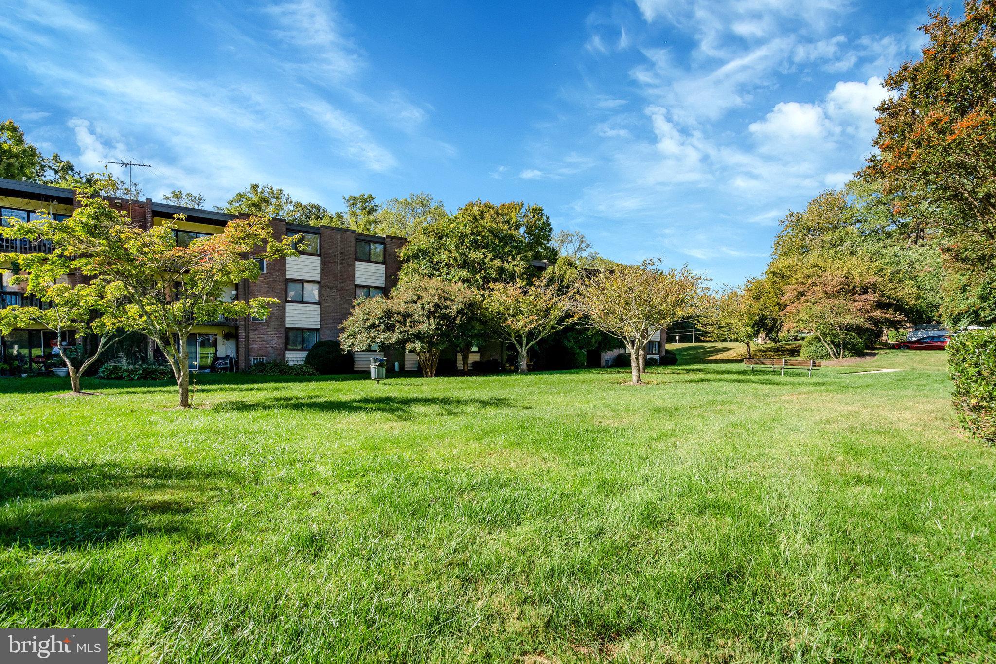 FAIRFAX WEST - Residential