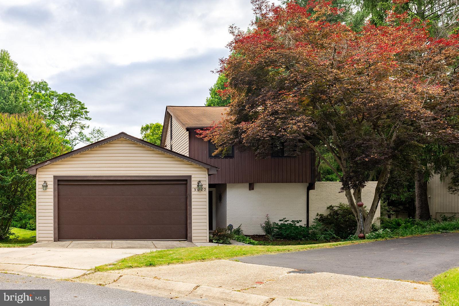5620 MIRRORLIGHT PLACE