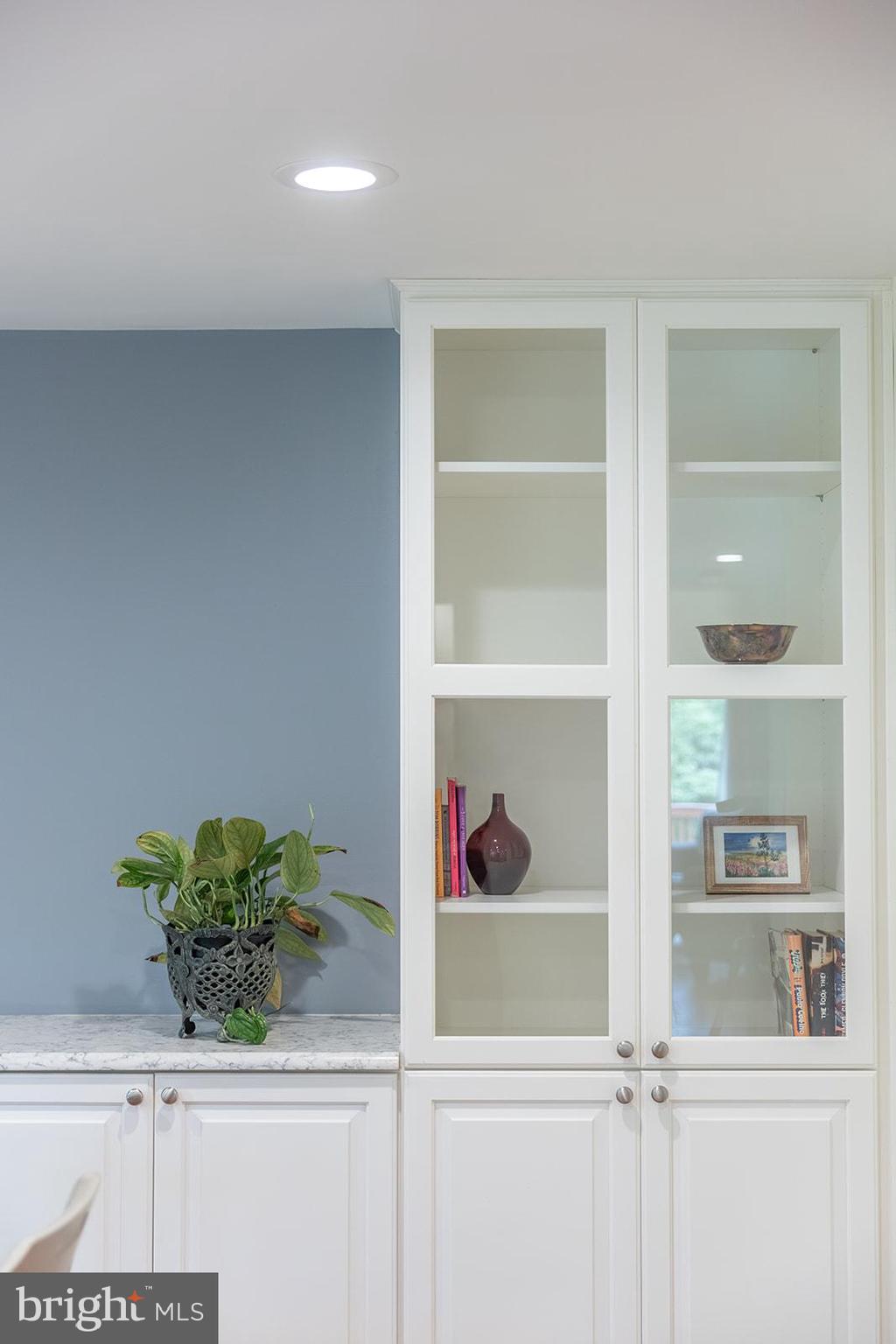 5620 MIRRORLIGHT PLACE