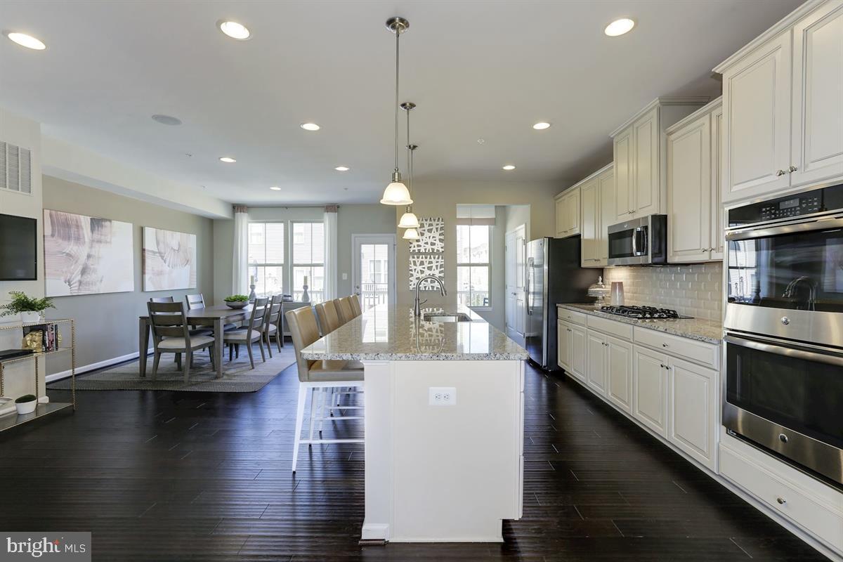 HARRINGTON TERRACE - Residential