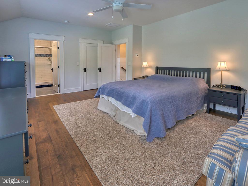 MARINERS RETREAT - Residential