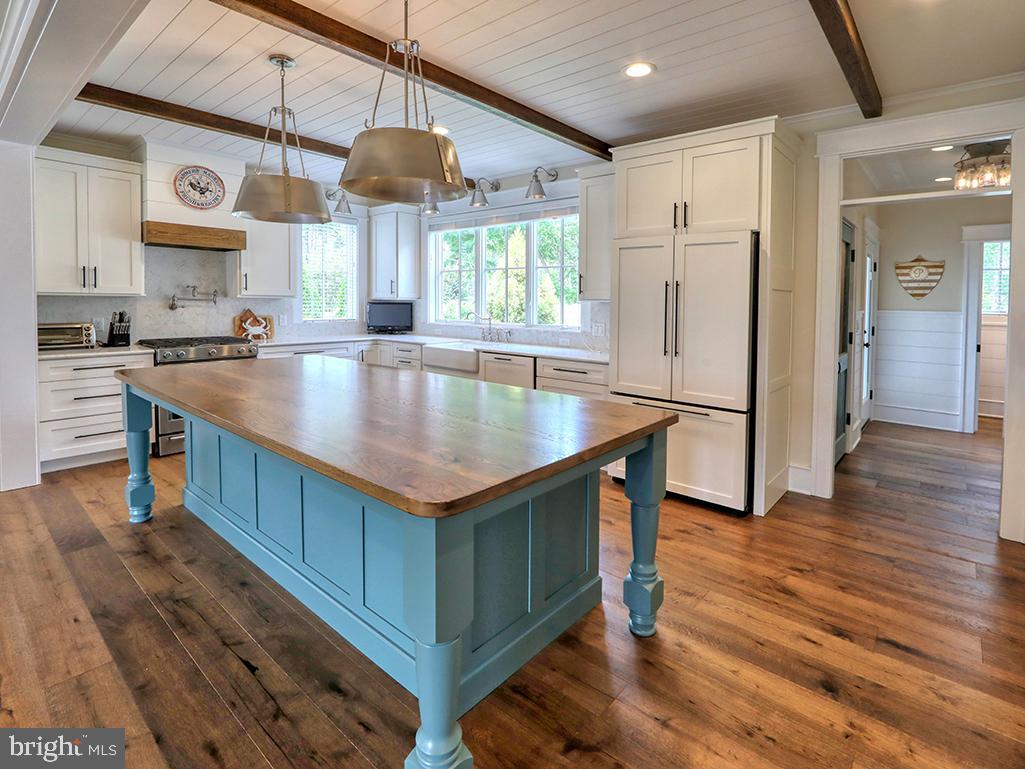 MARINERS RETREAT - Residential