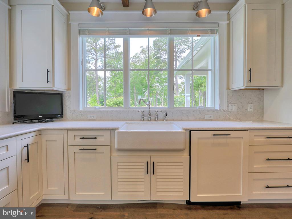 MARINERS RETREAT - Residential