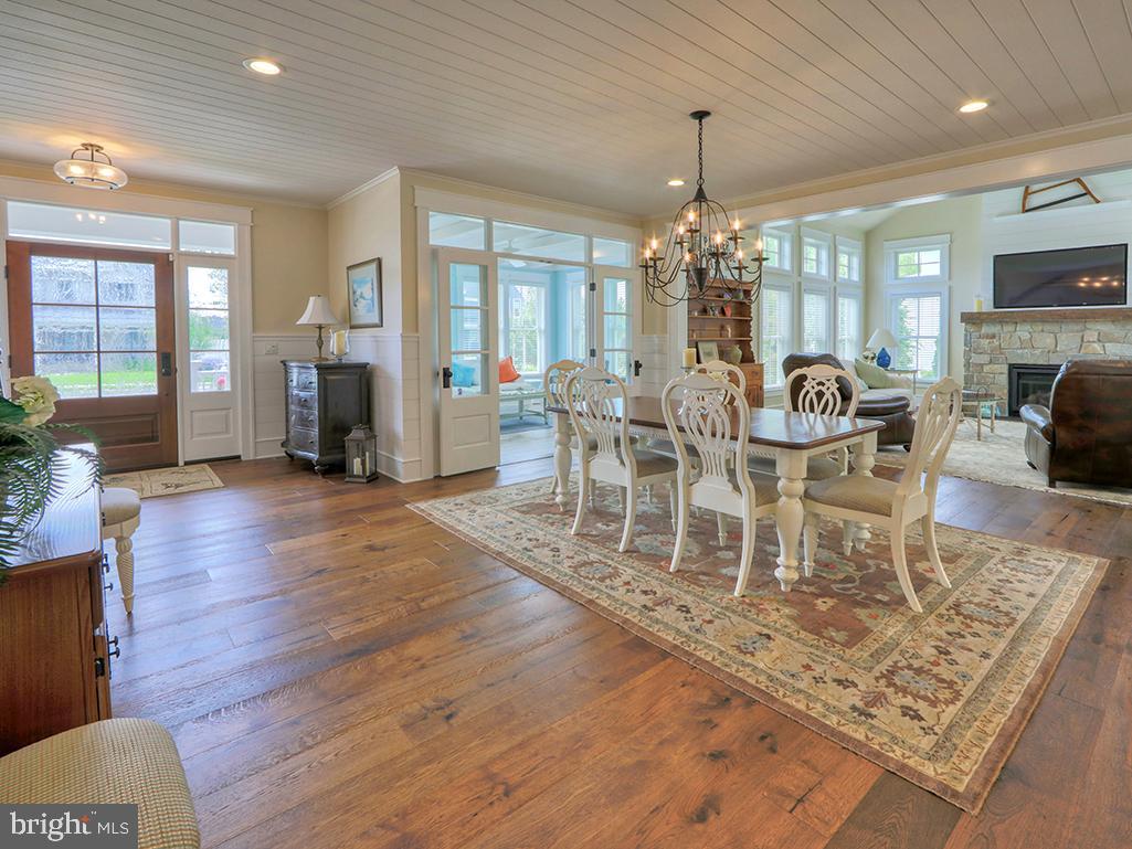 MARINERS RETREAT - Residential