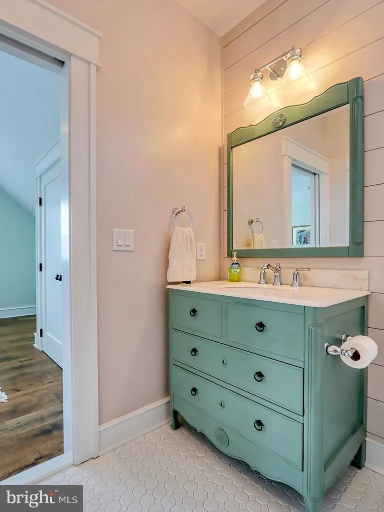 Lewes, Delaware 19958, United States, 4 Bedrooms Bedrooms, ,5 BathroomsBathrooms,Residential,Active,136442