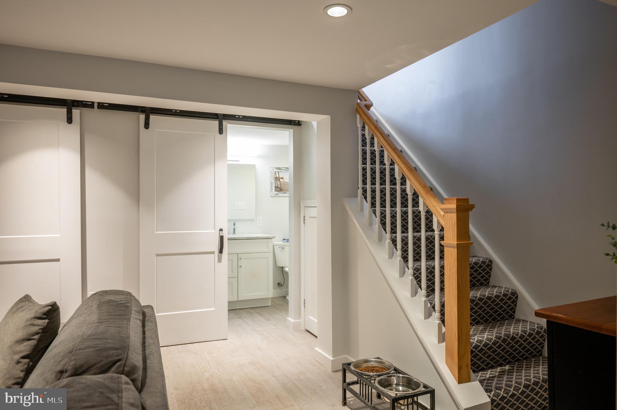 WARWICK VILLAGE - Residential