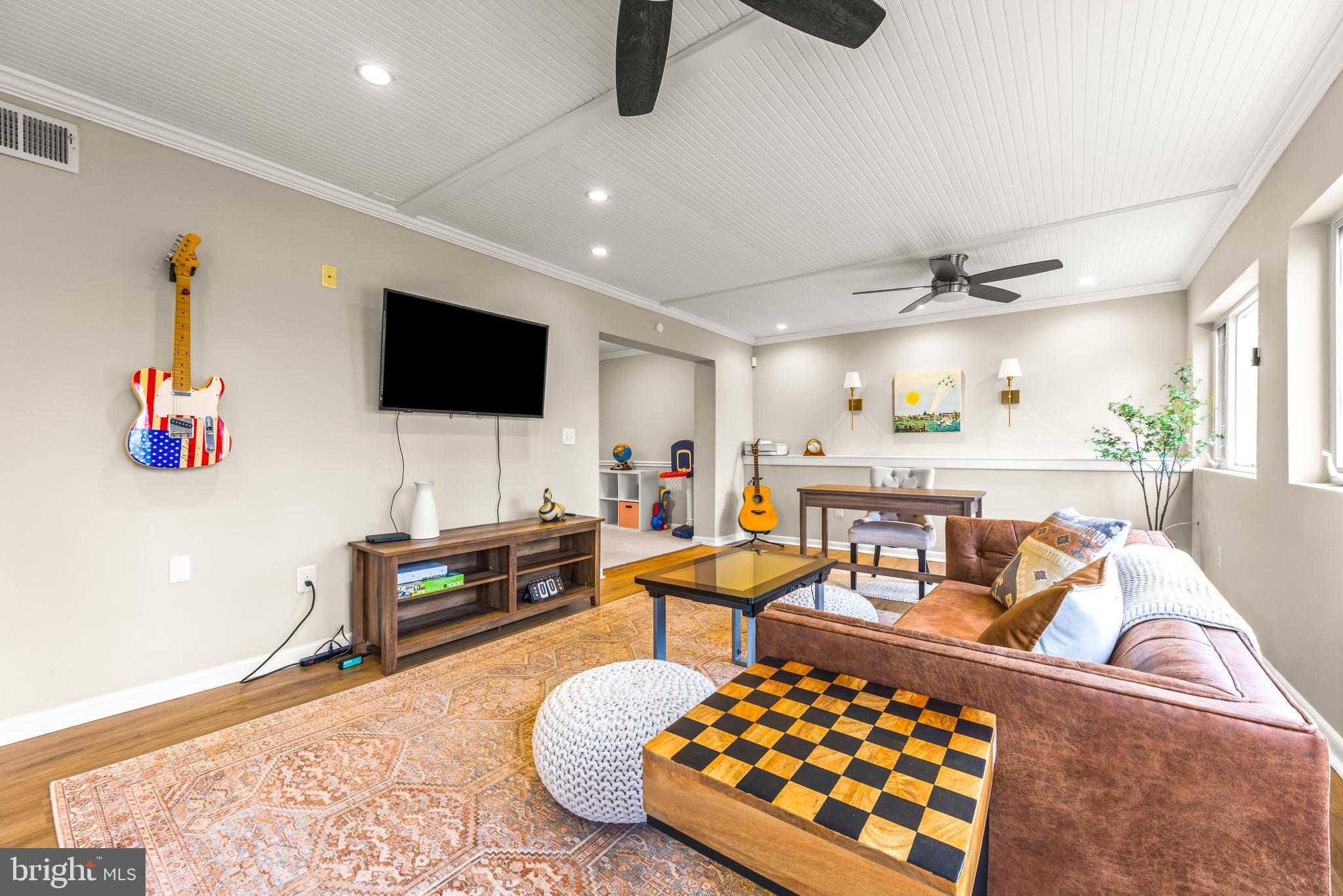 VILLAGE CARRS MILL - Residential