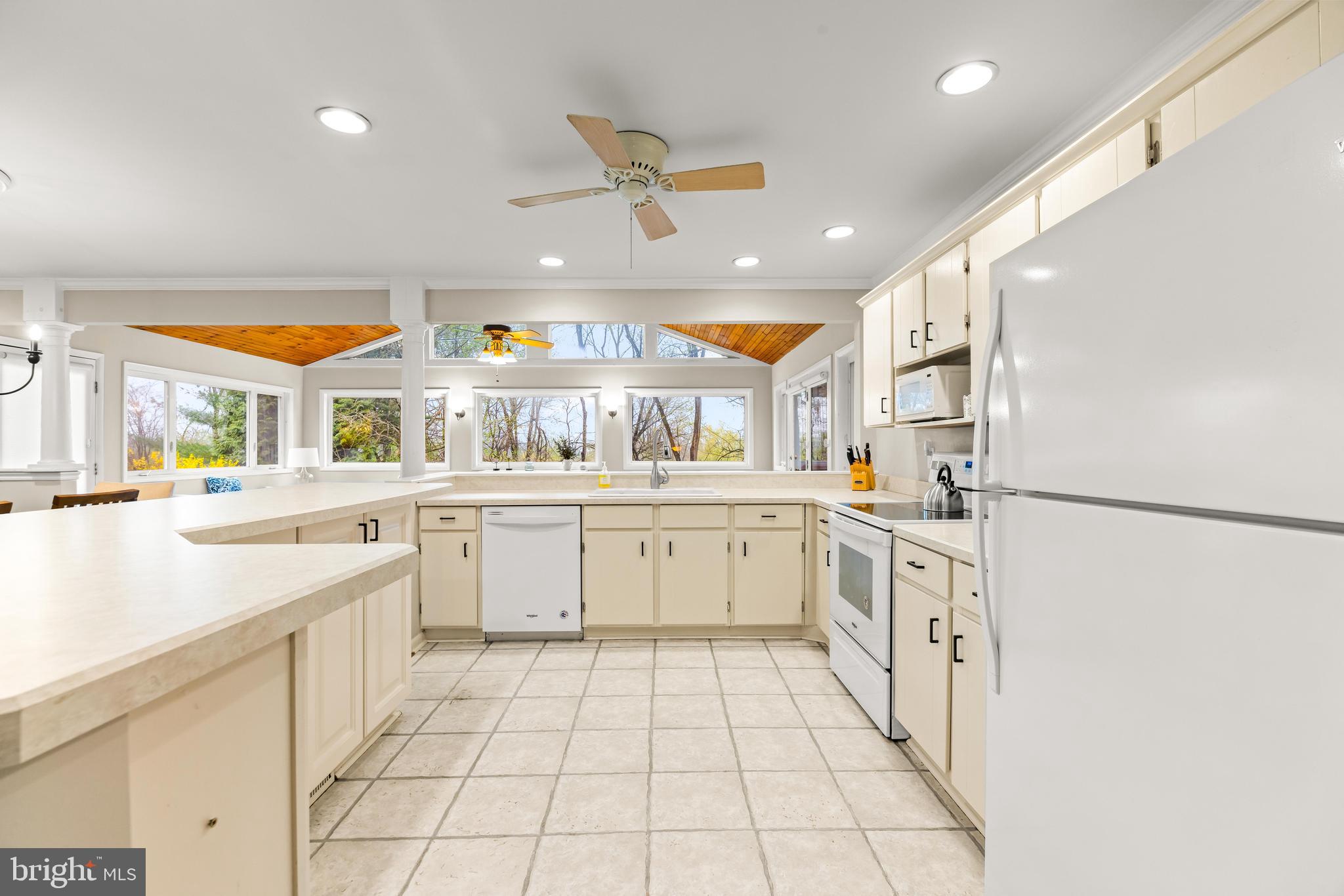 VILLAGE CARRS MILL - Residential