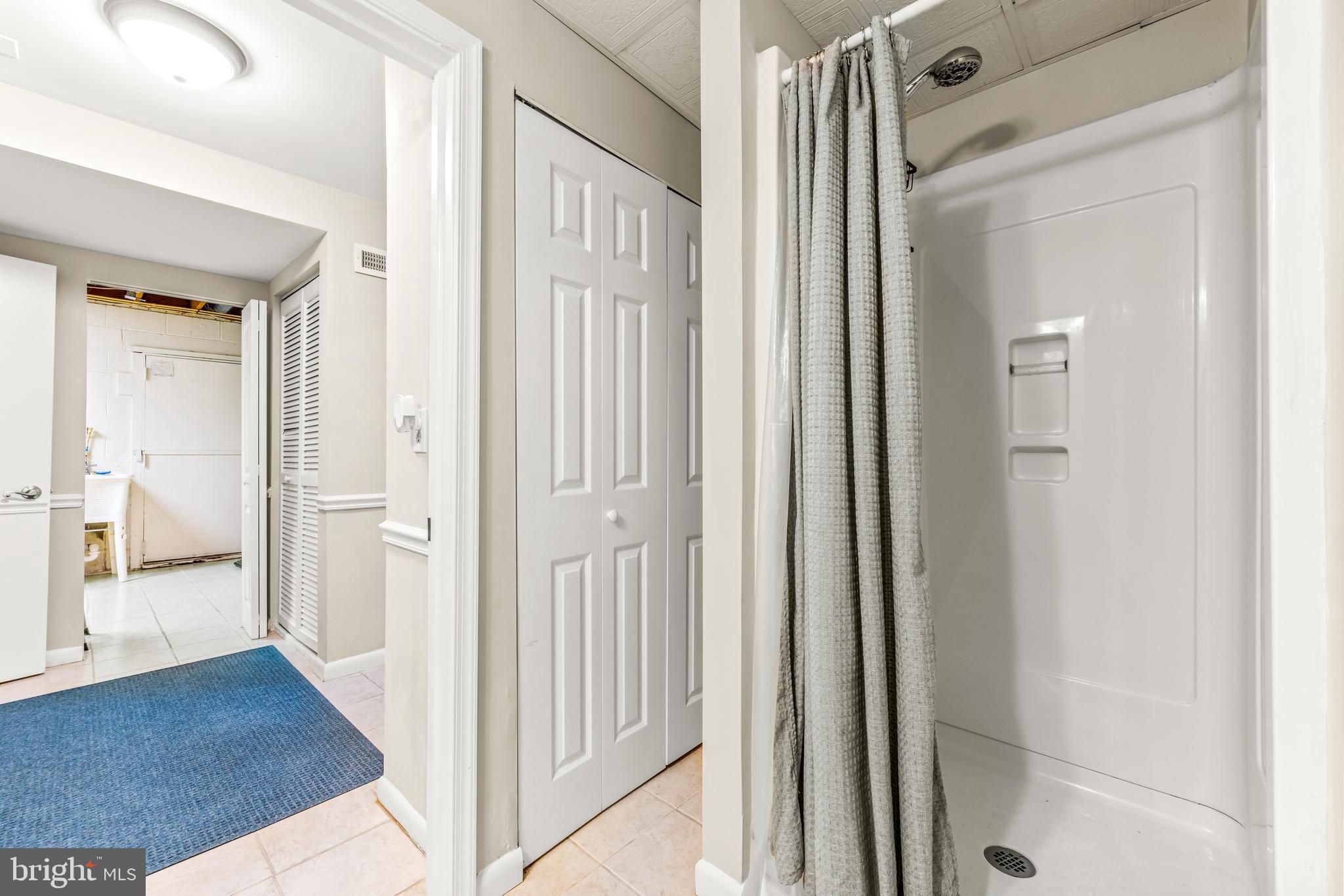 VILLAGE CARRS MILL - Residential