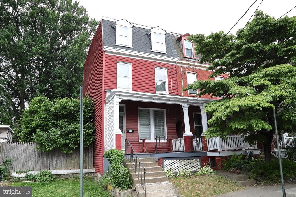 Photo of 512 W FREDERICK ST, LANCASTER, PA 17603 (MLS # PALA2036382)