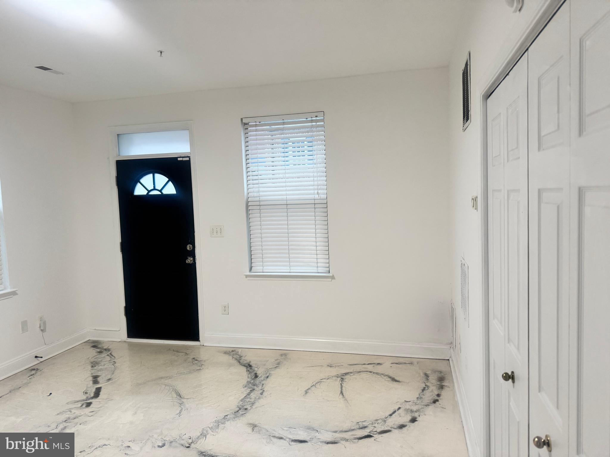 LITTLE ITALY - Residential