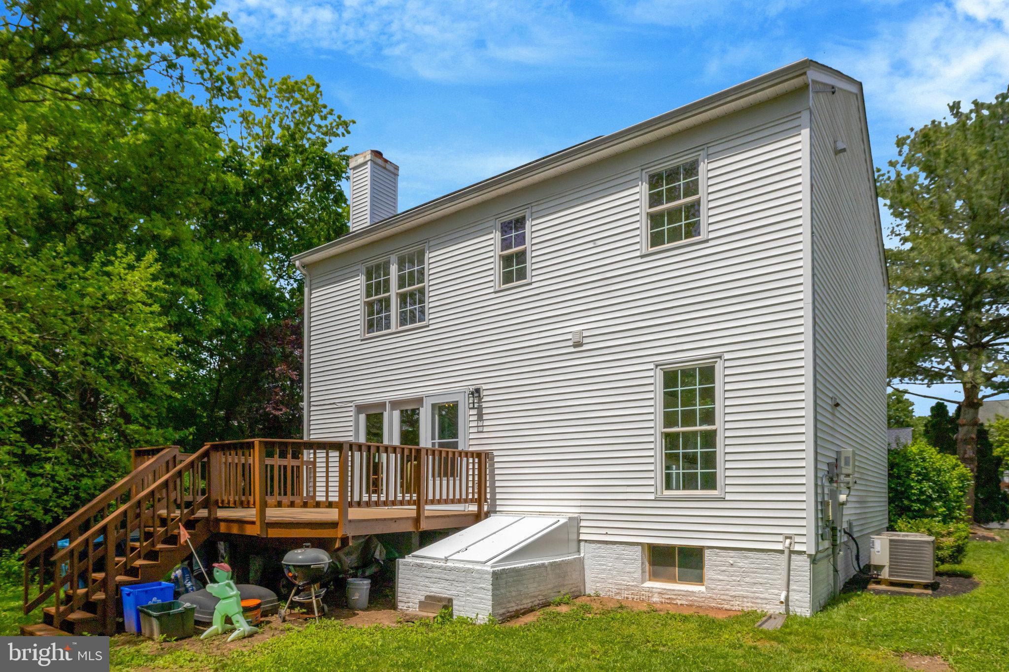 COUNTRYSIDE - Residential