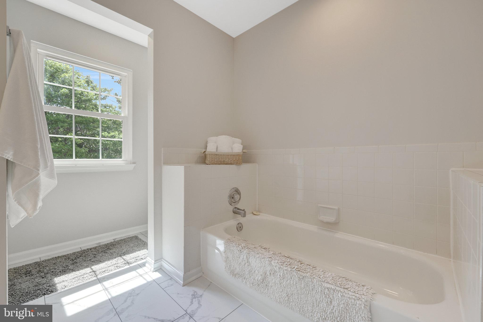 COUNTRYSIDE - Residential