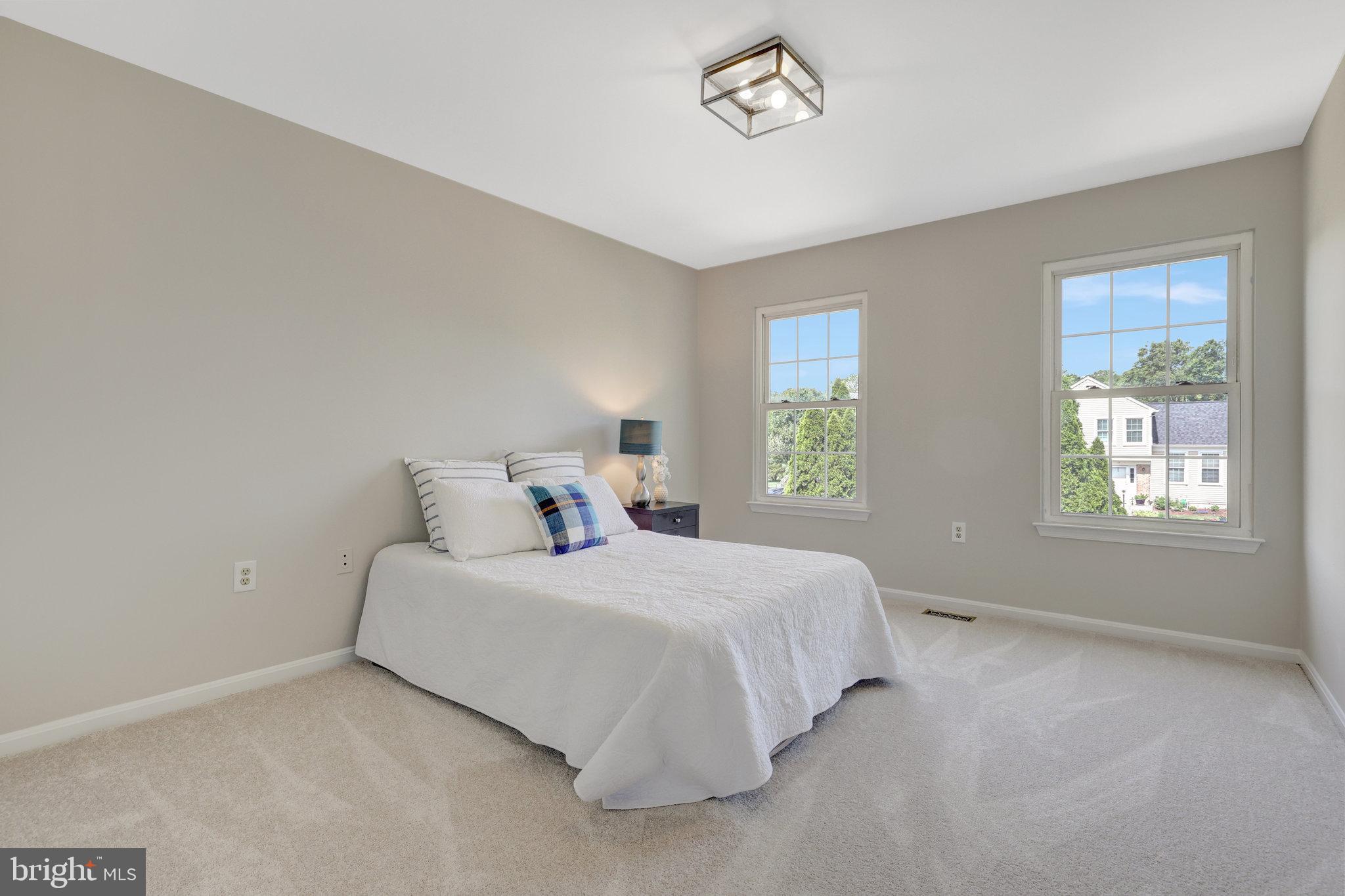 COUNTRYSIDE - Residential