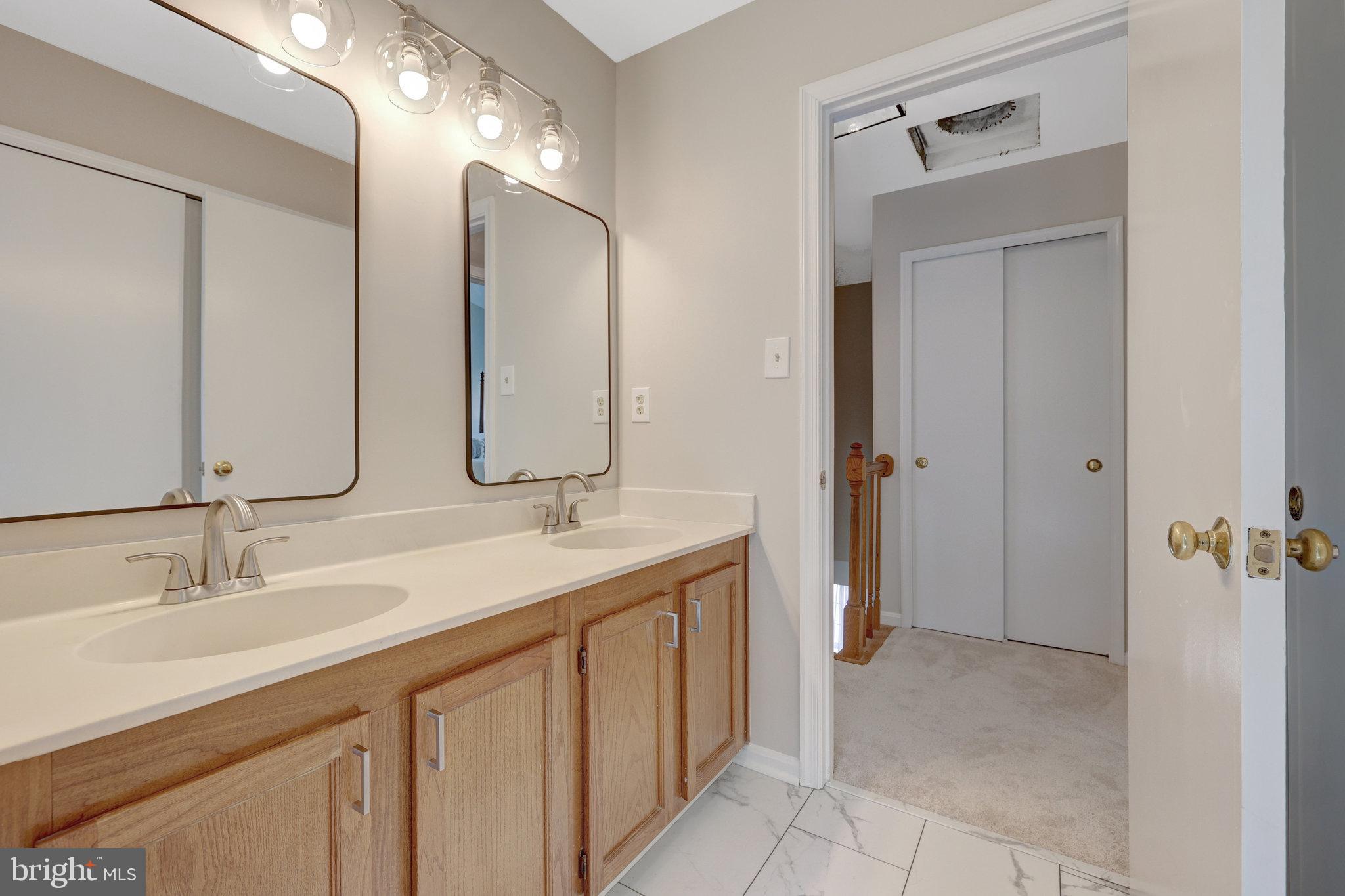 COUNTRYSIDE - Residential