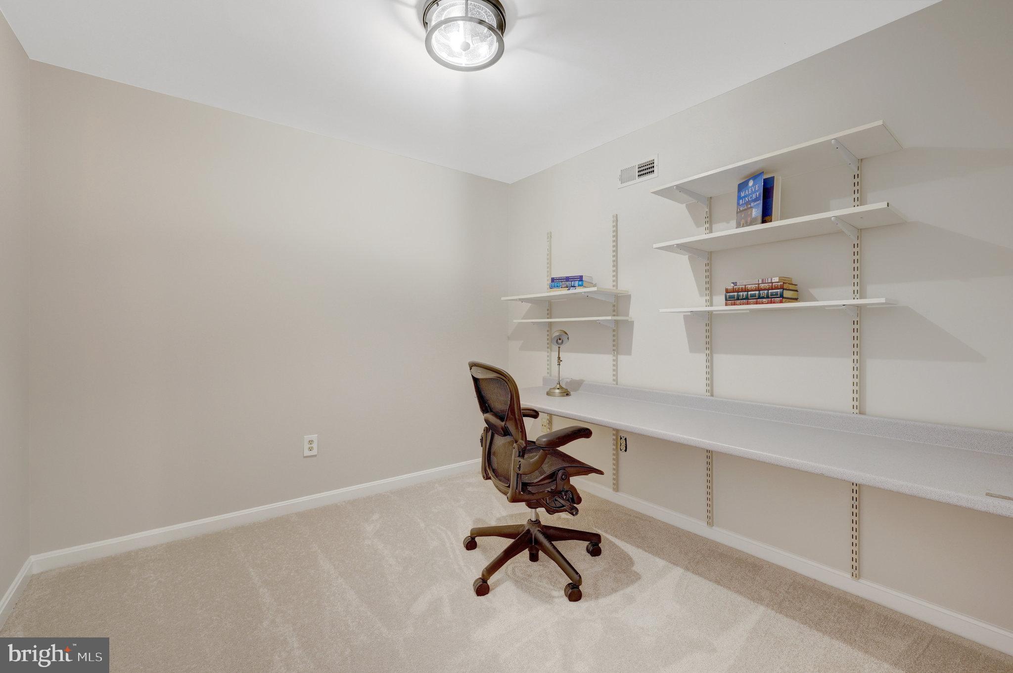 COUNTRYSIDE - Residential