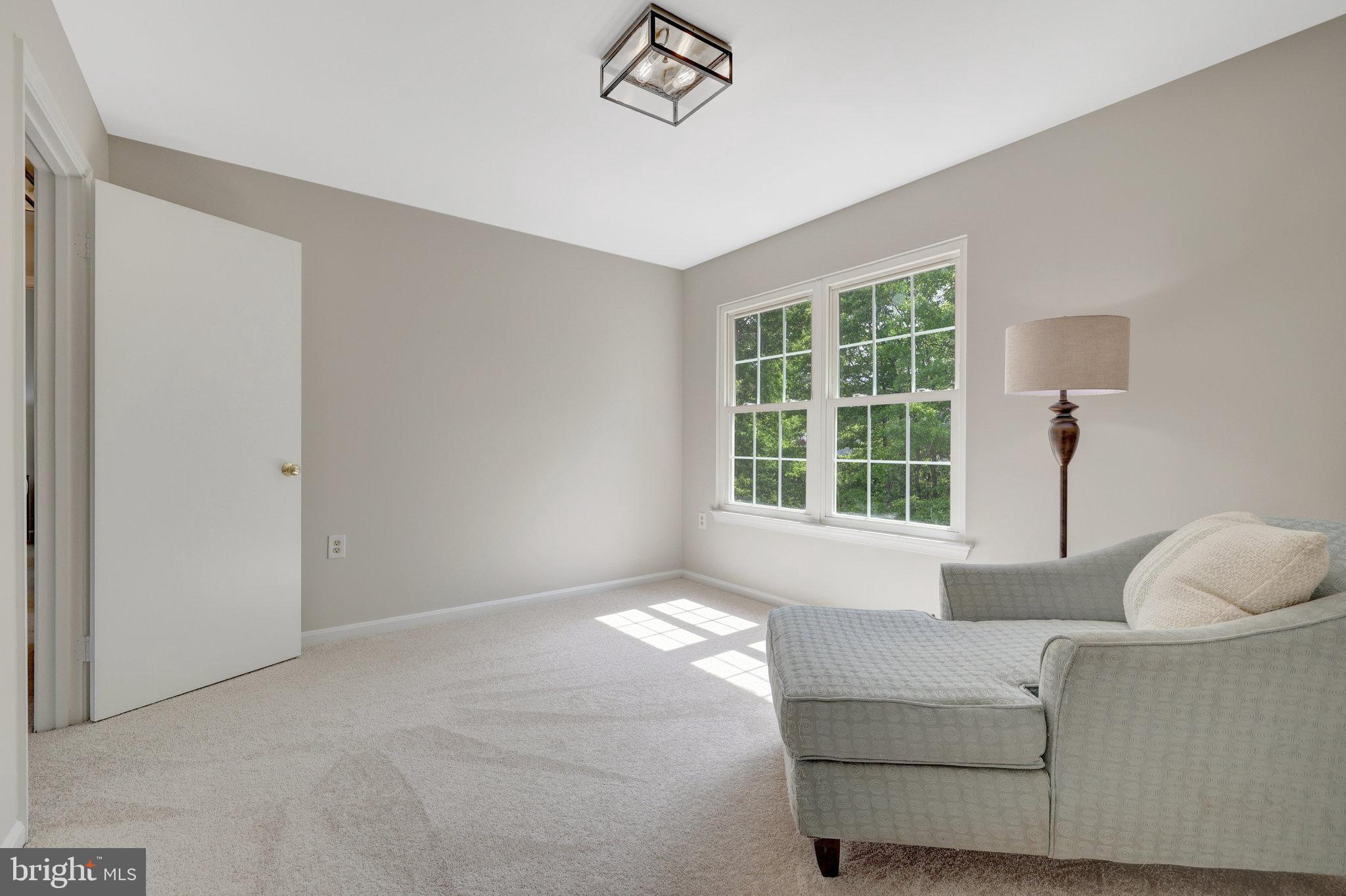 COUNTRYSIDE - Residential