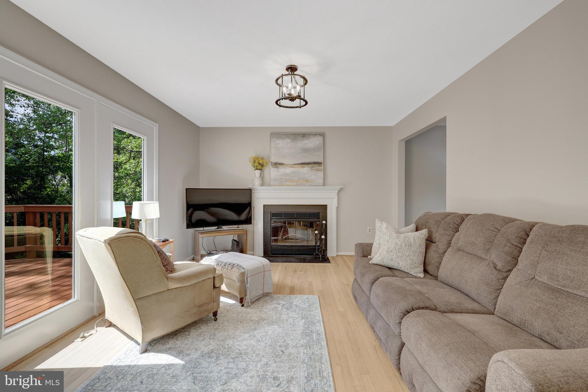 COUNTRYSIDE - Residential