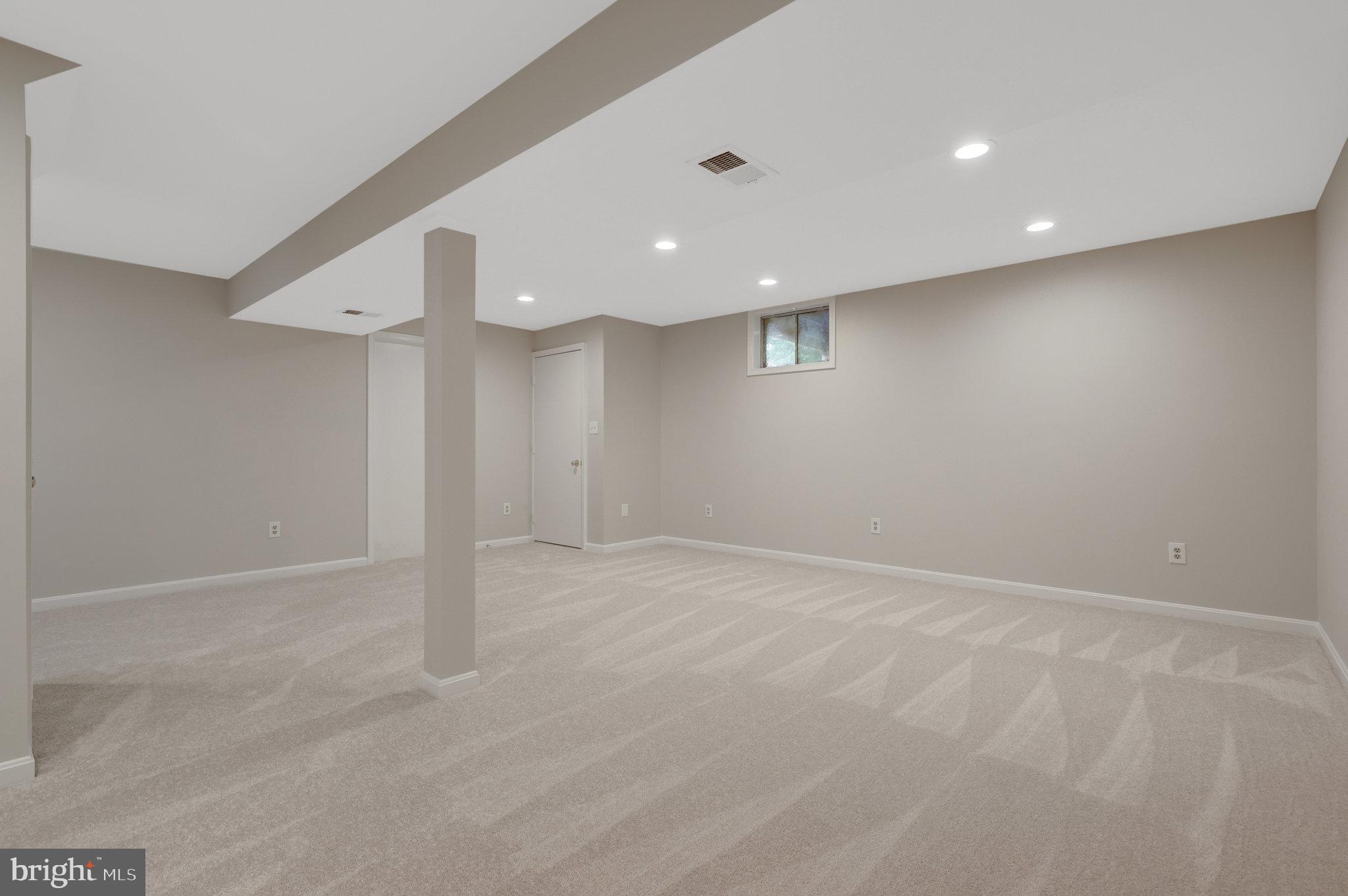 COUNTRYSIDE - Residential