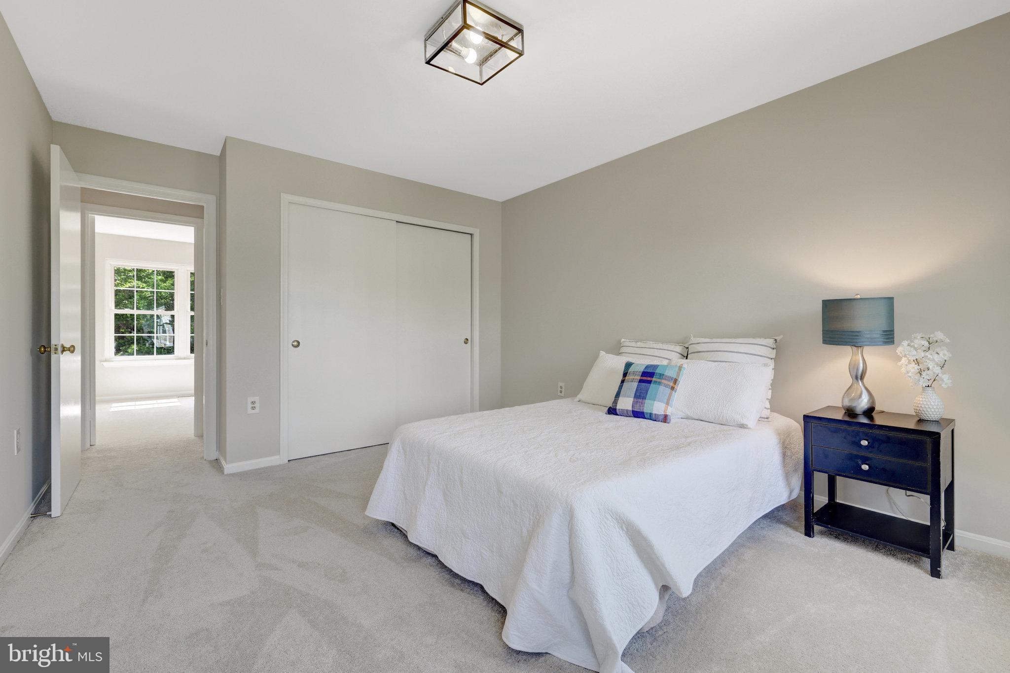 COUNTRYSIDE - Residential