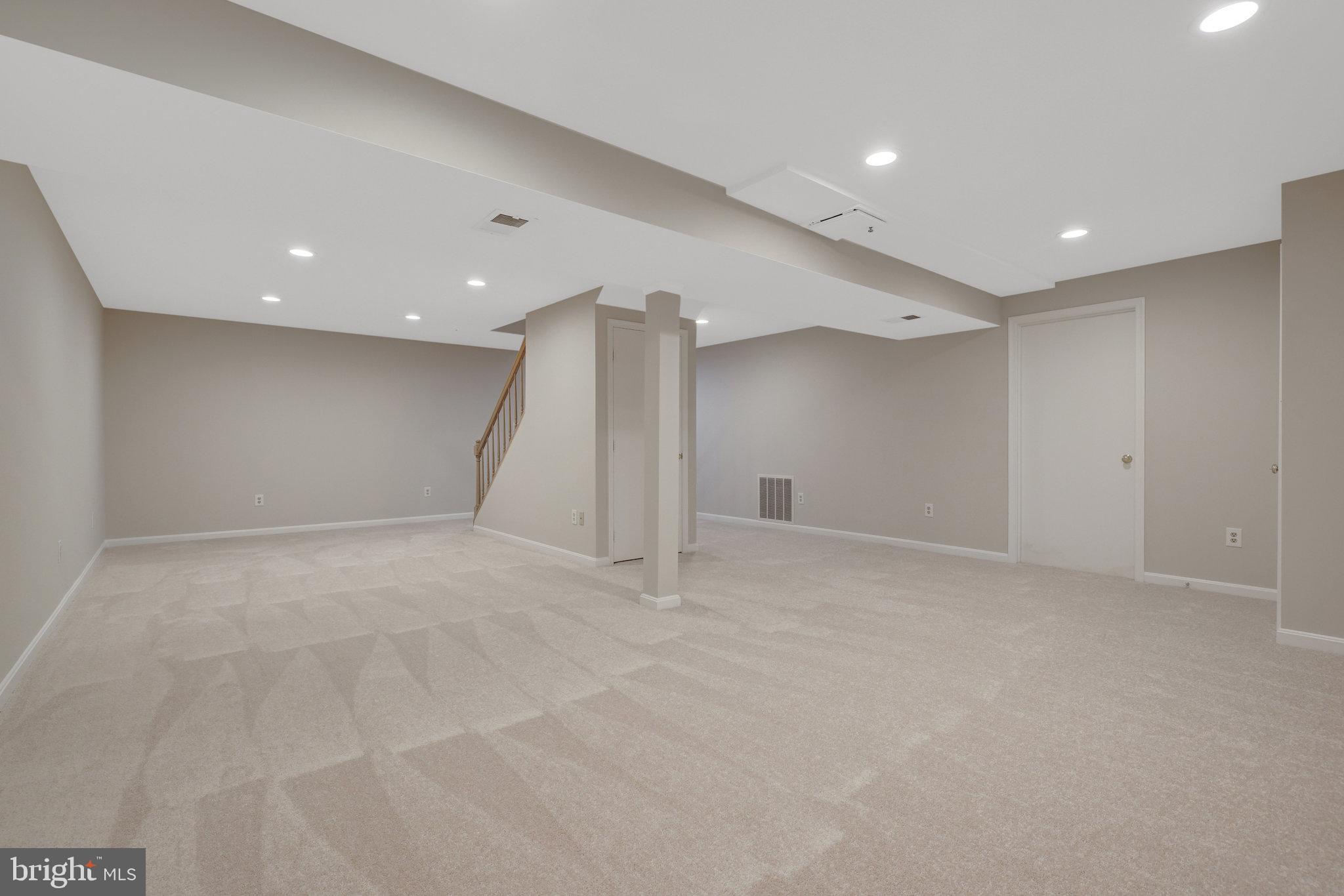 COUNTRYSIDE - Residential