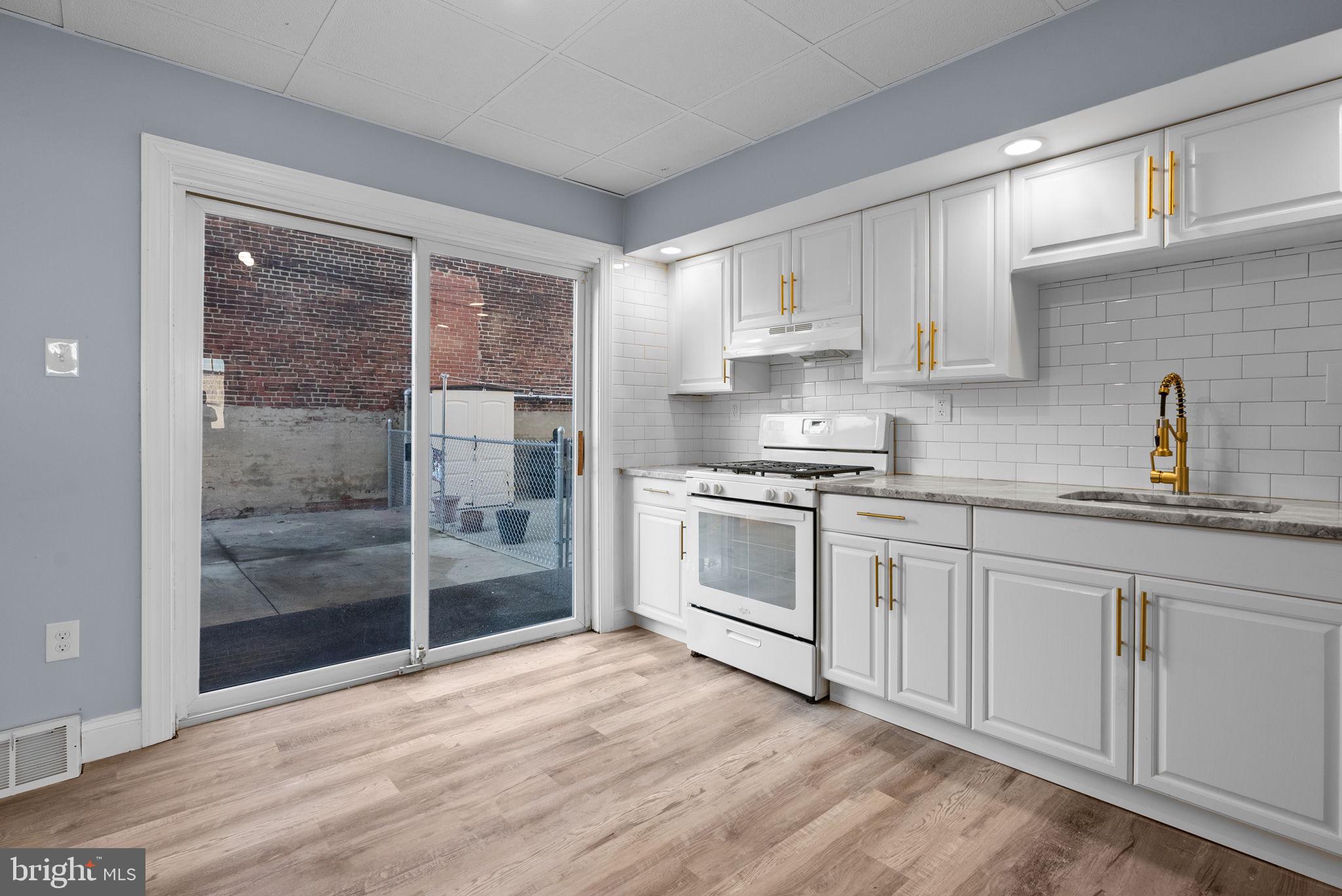 BRIDESBURG - Residential