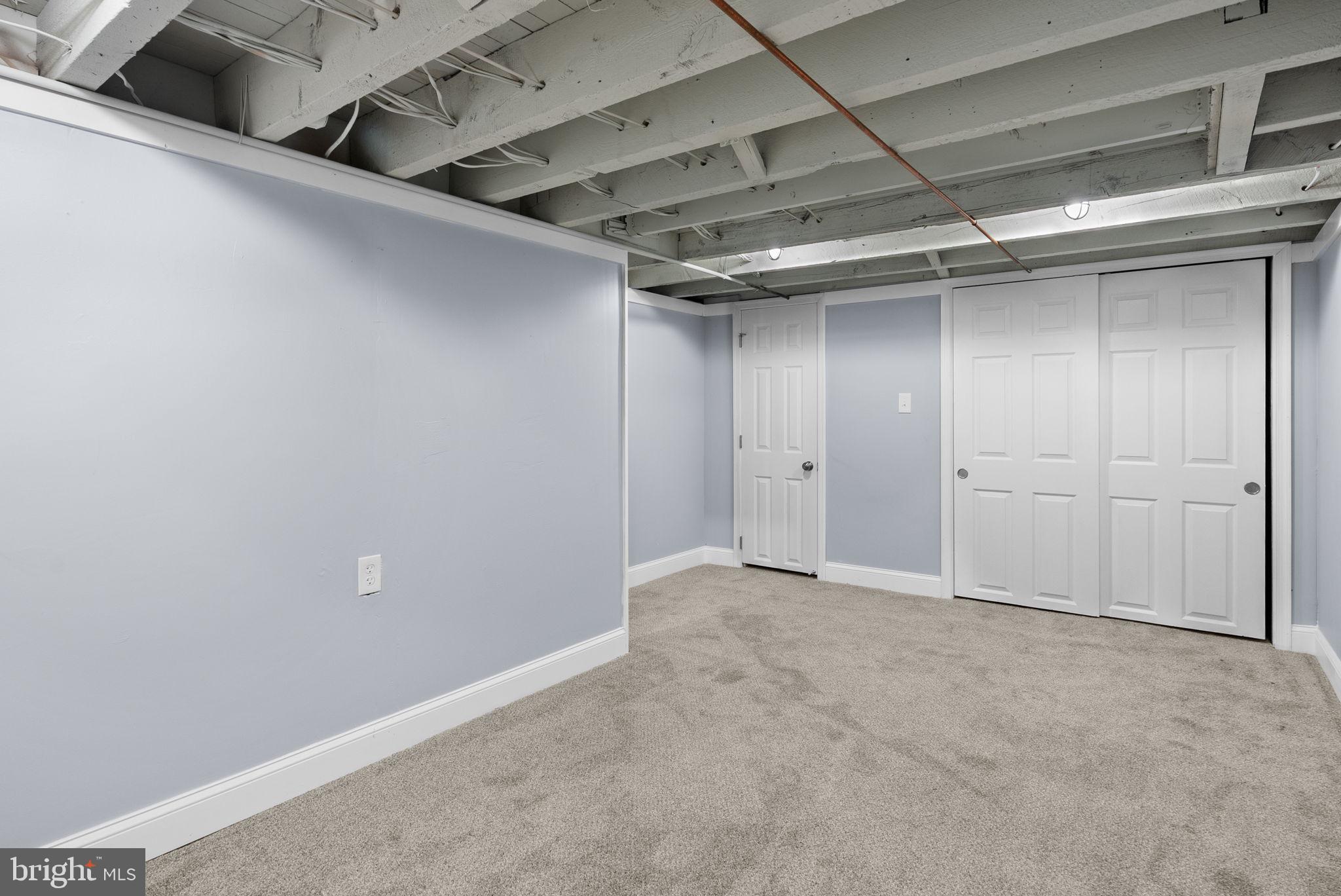 BRIDESBURG - Residential