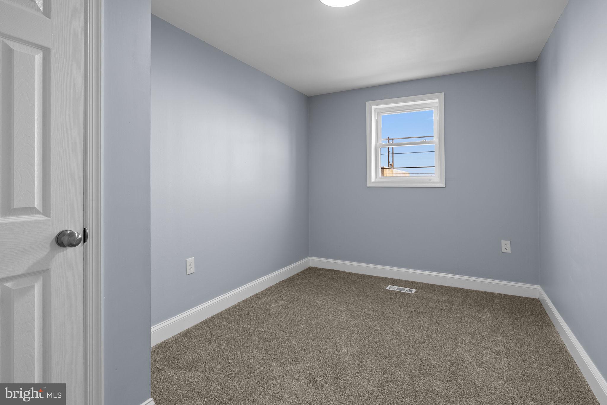 BRIDESBURG - Residential