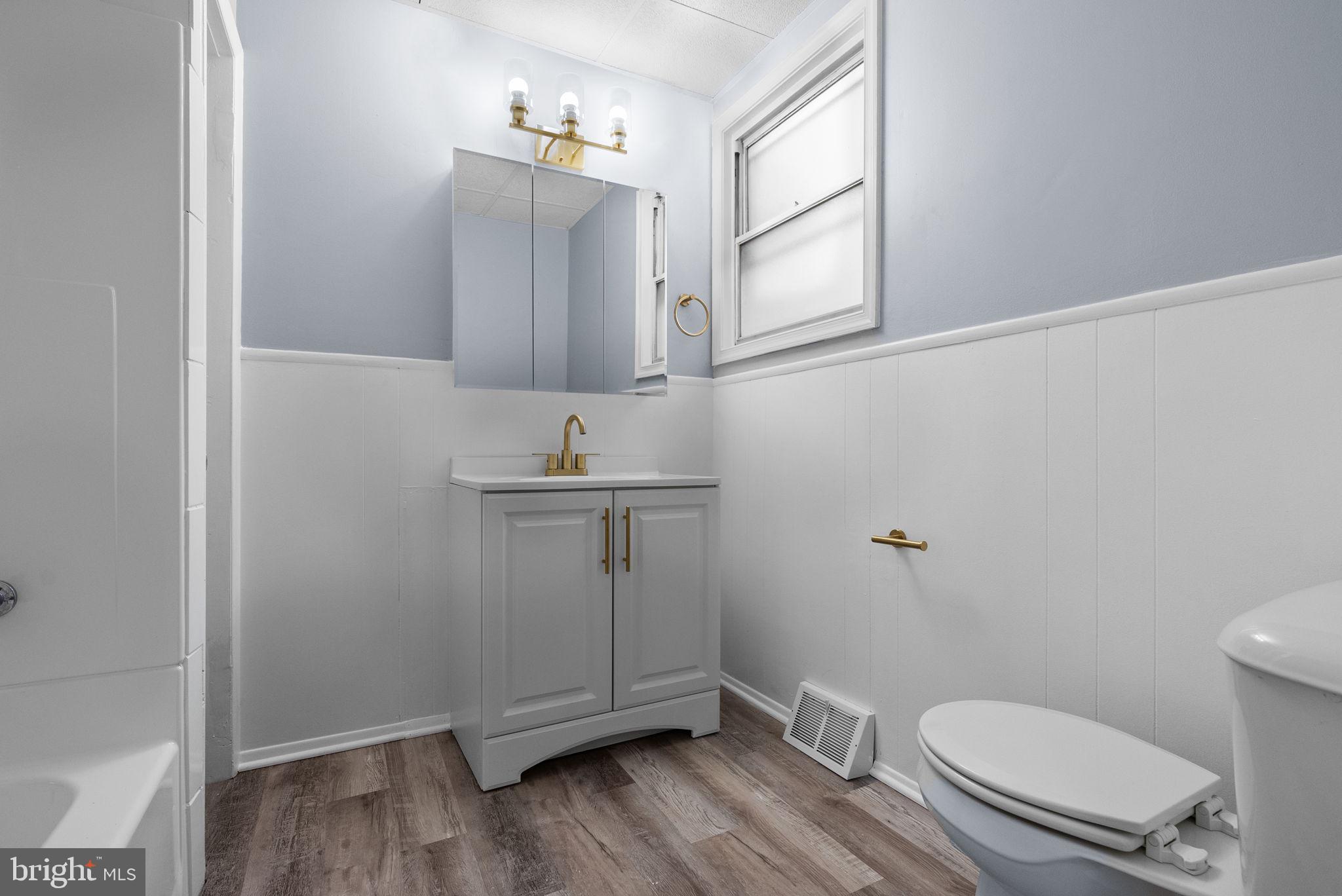 BRIDESBURG - Residential