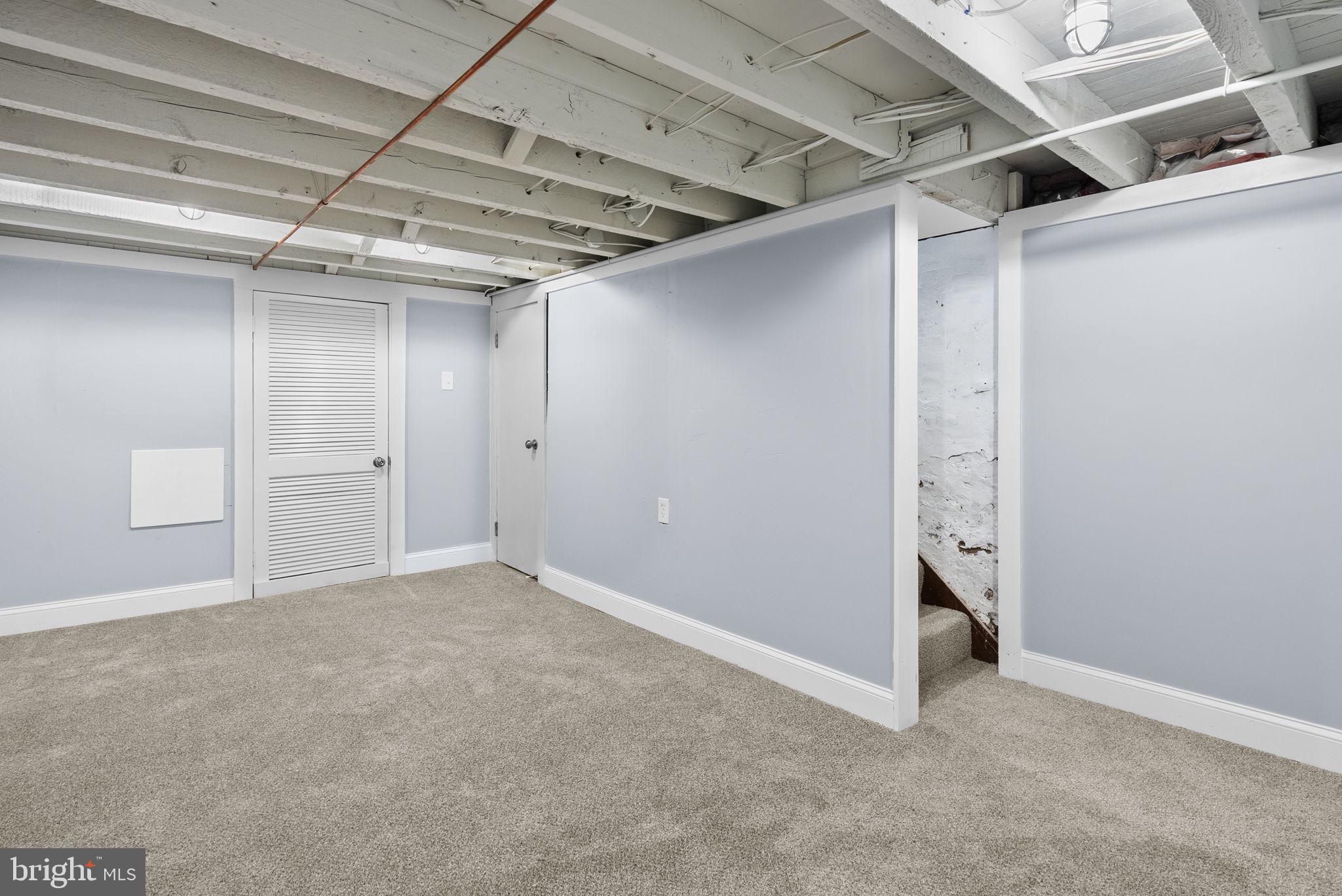 BRIDESBURG - Residential