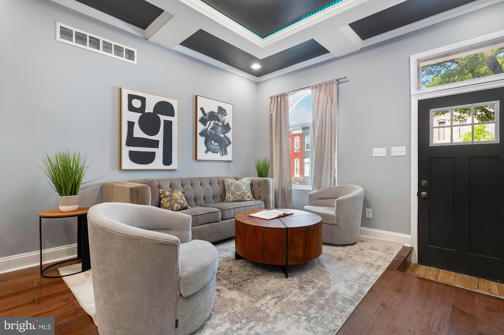 BROADWAY EAST - Residential