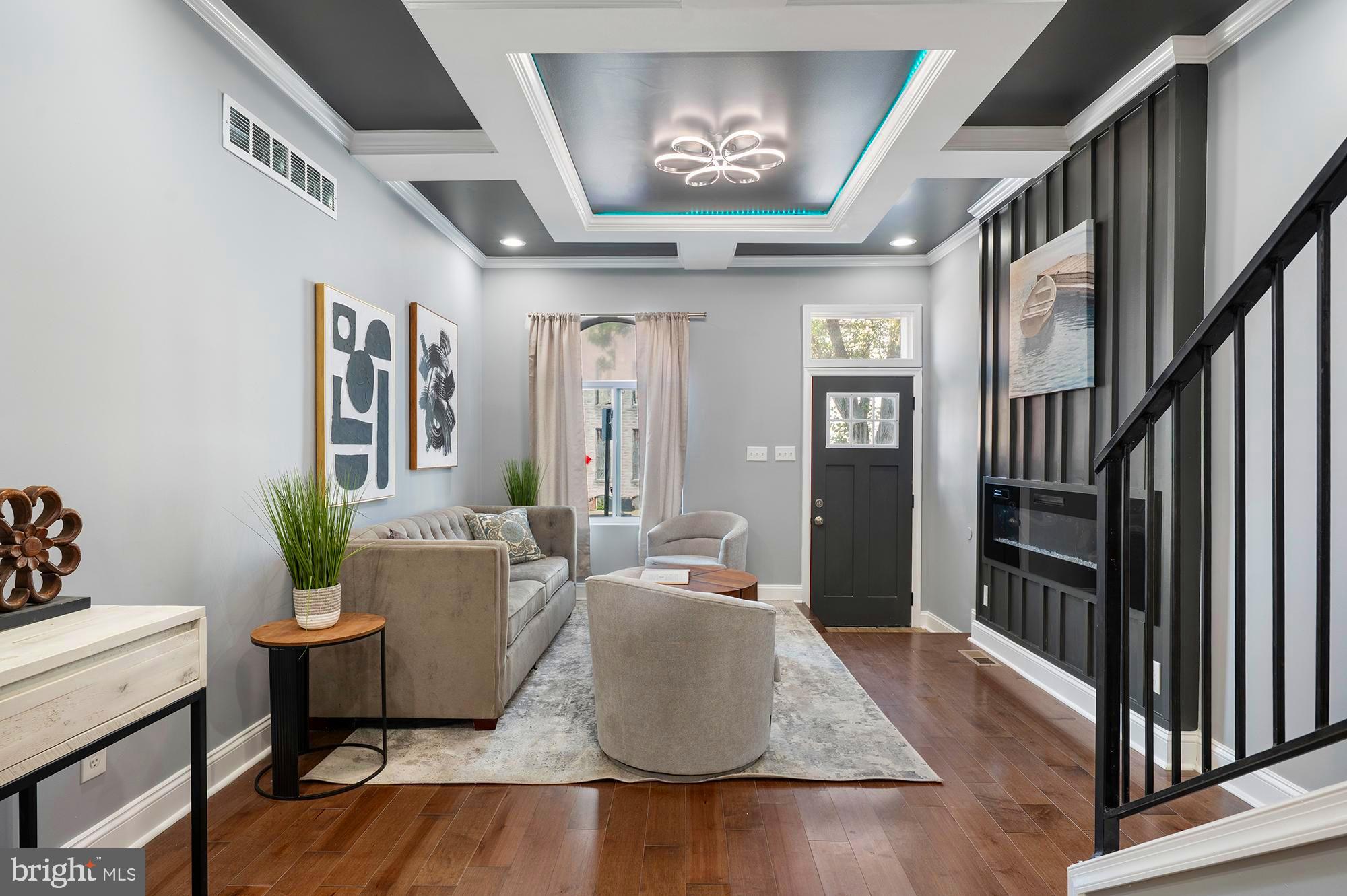 BROADWAY EAST - Residential